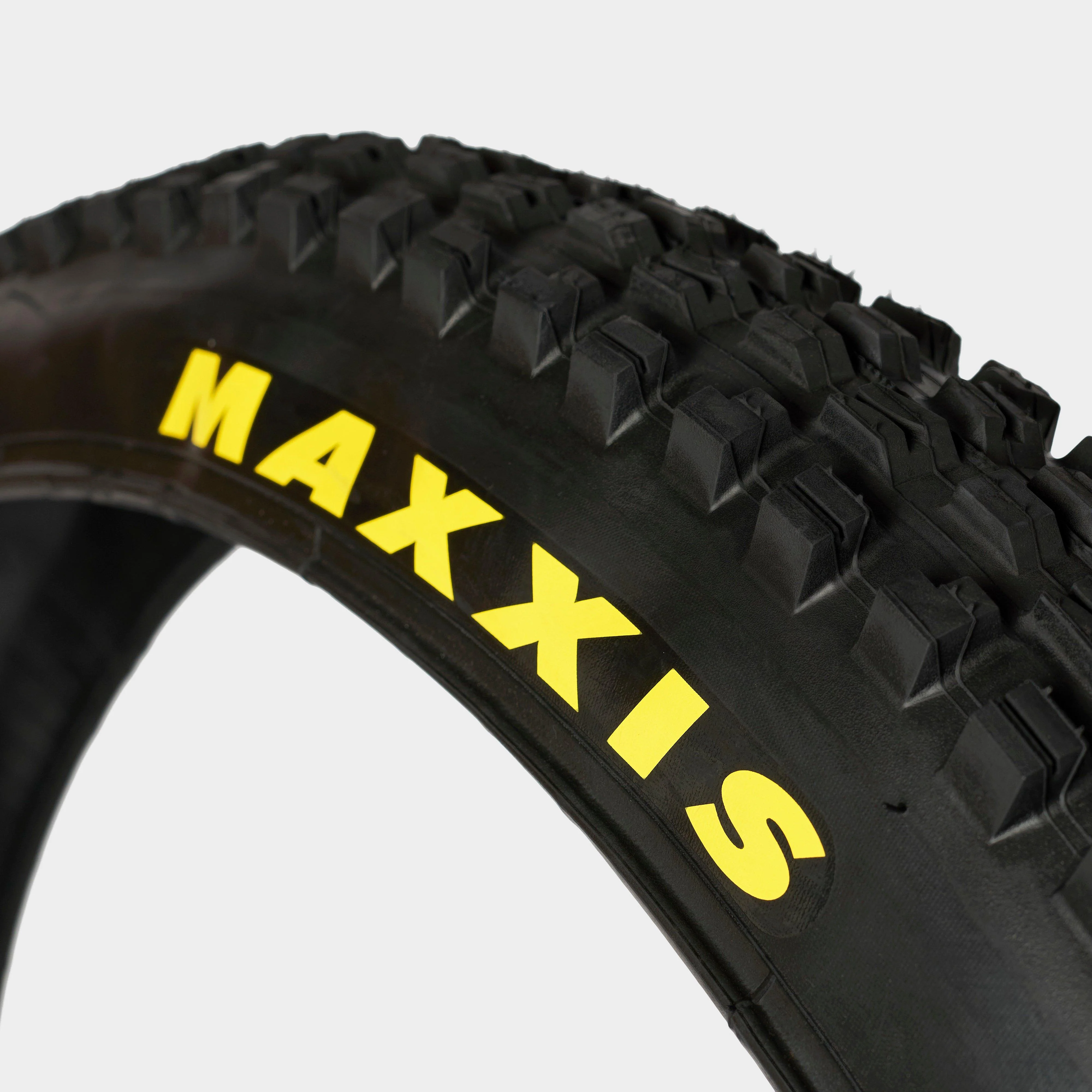 Minion DHF 27.5 x 2.50WT EXO TR Tyre - Image 3