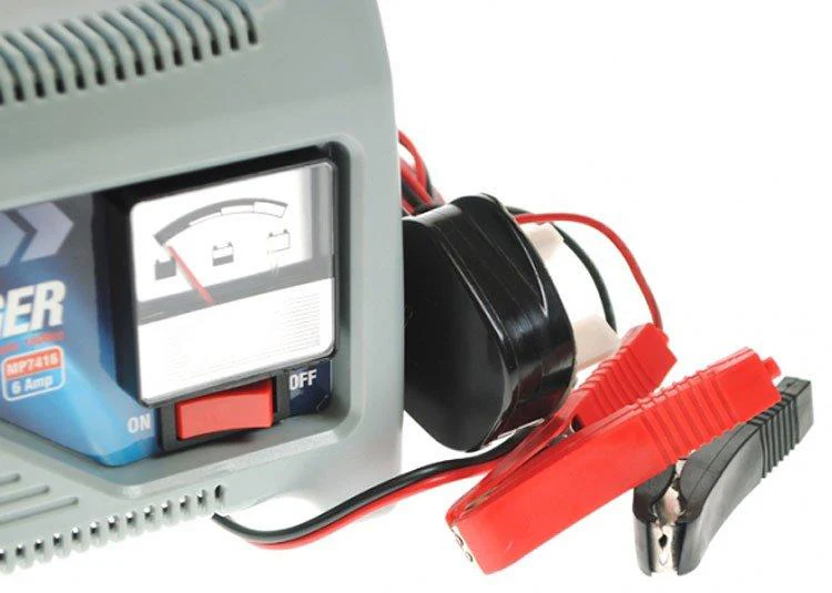 Battery Charger (6A 12V) - Image 2