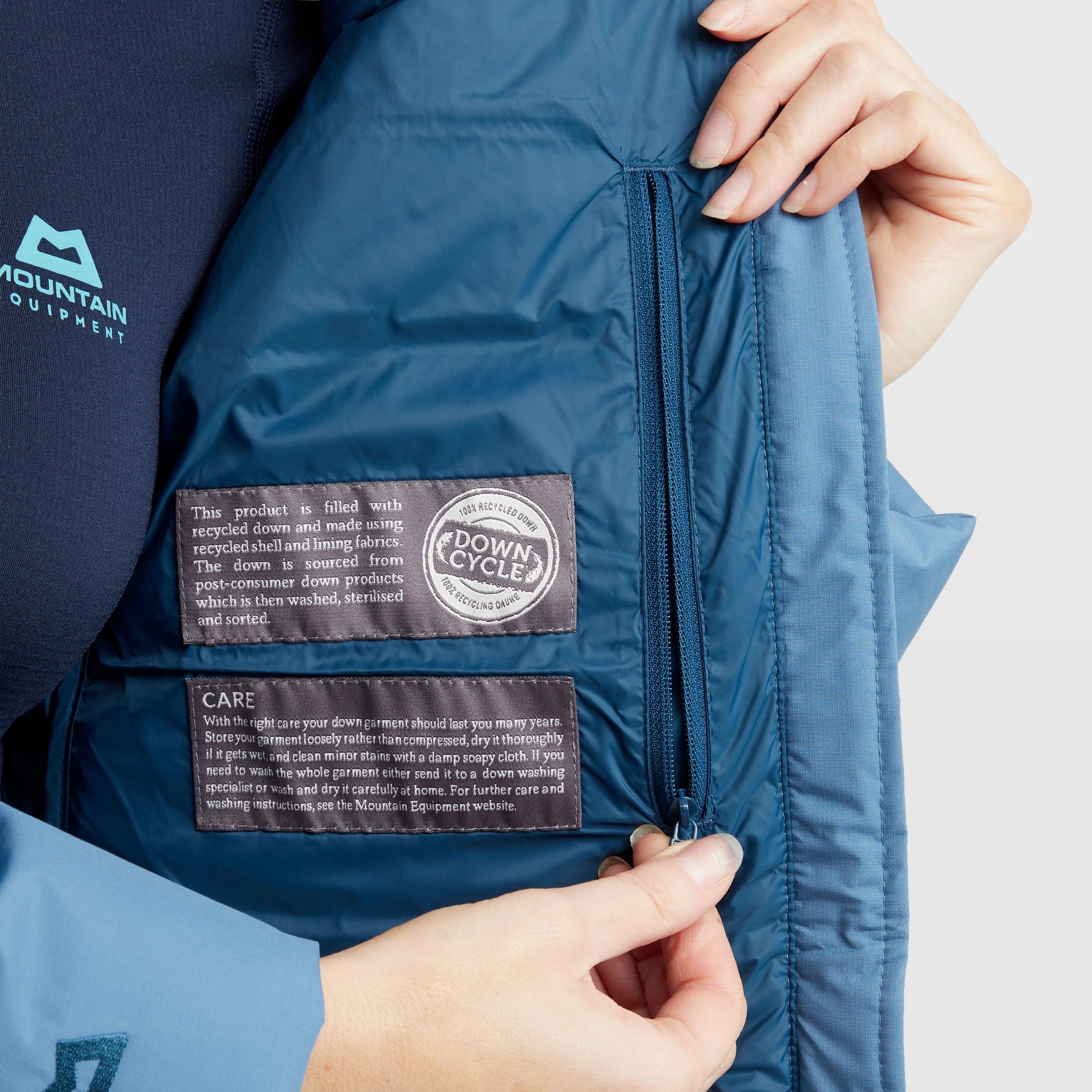 Women’s Tromso Jacket - Image 11