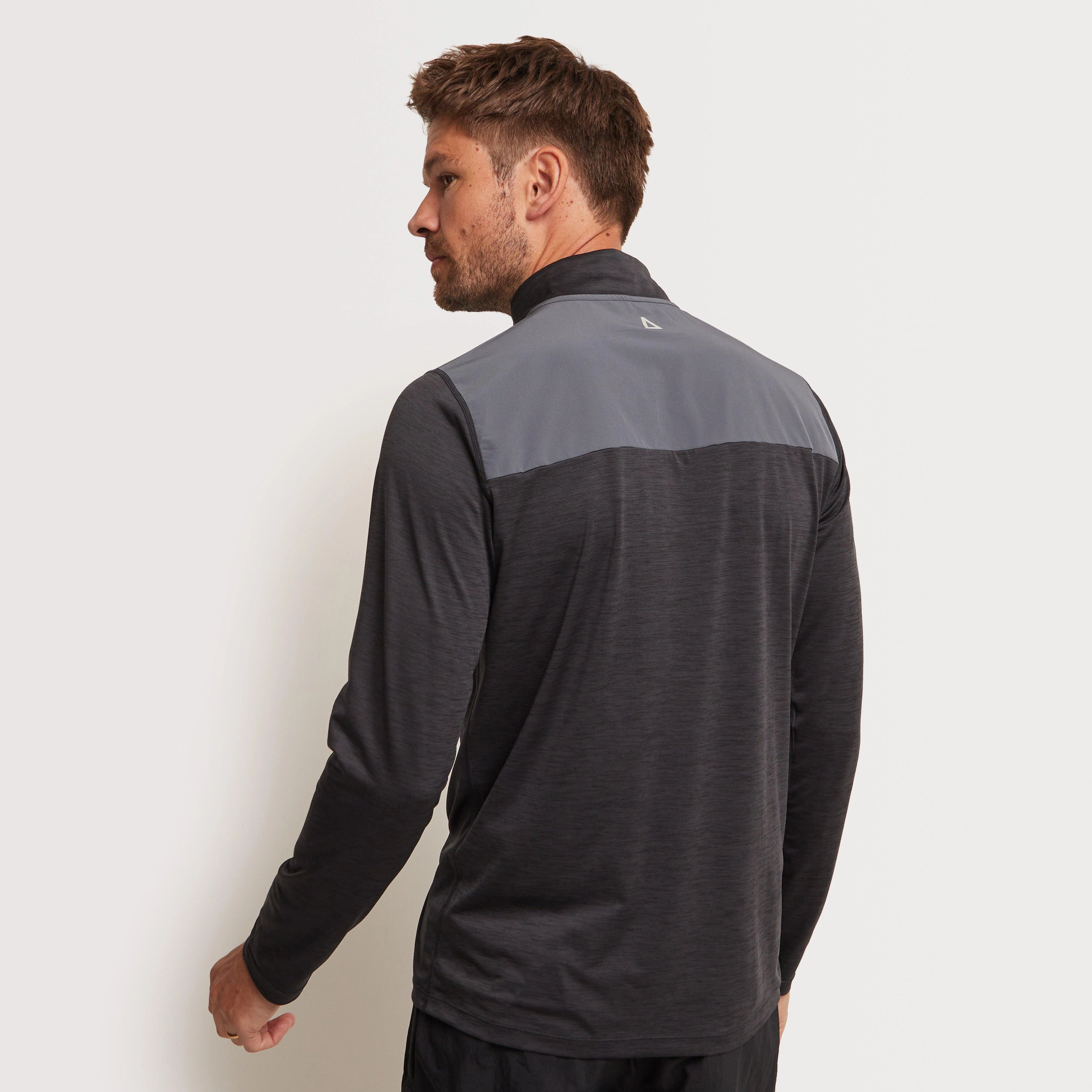 Men's Long Sleeve Move Tech Tee - Image 4