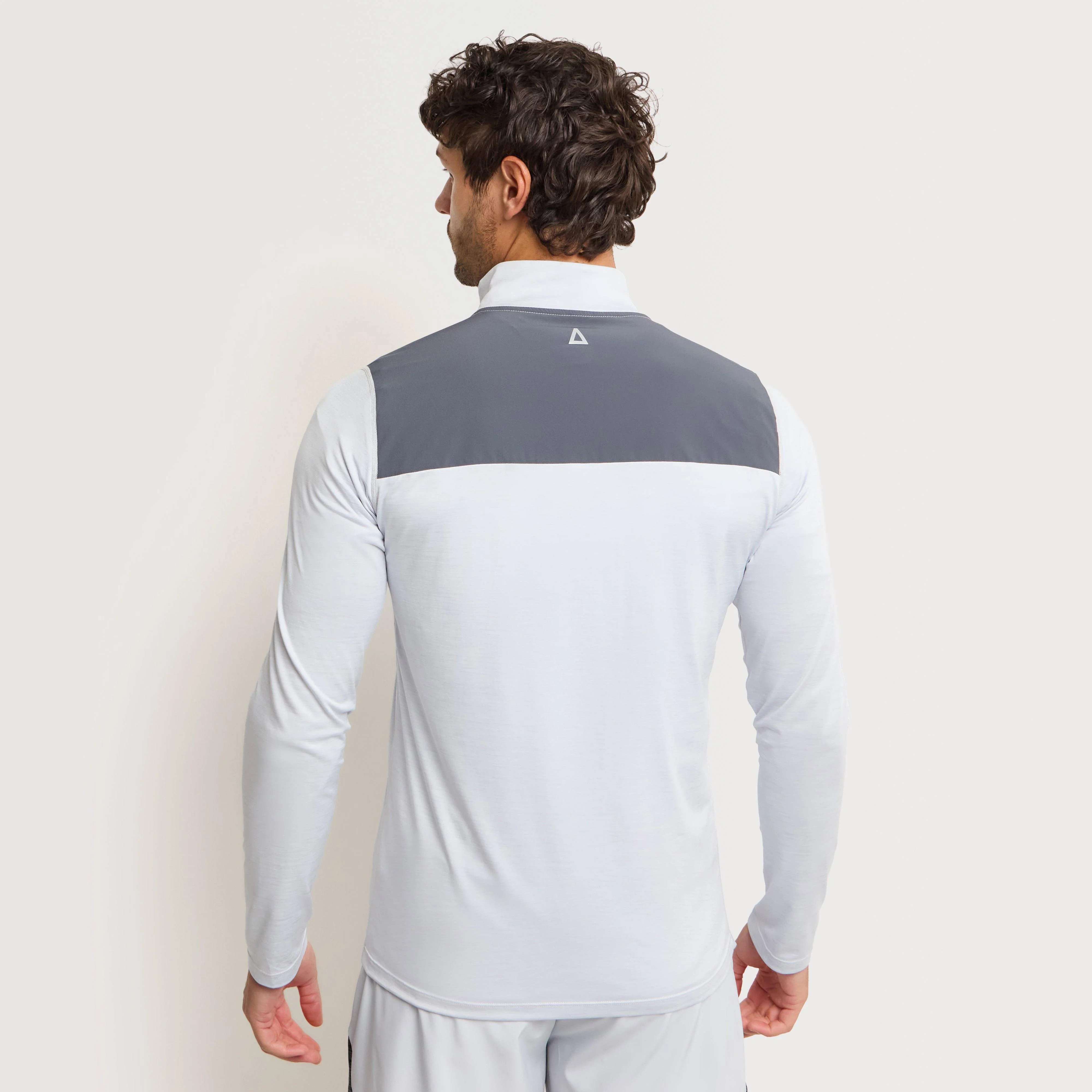 Men's Long Sleeve Move Tech Tee - Image 4