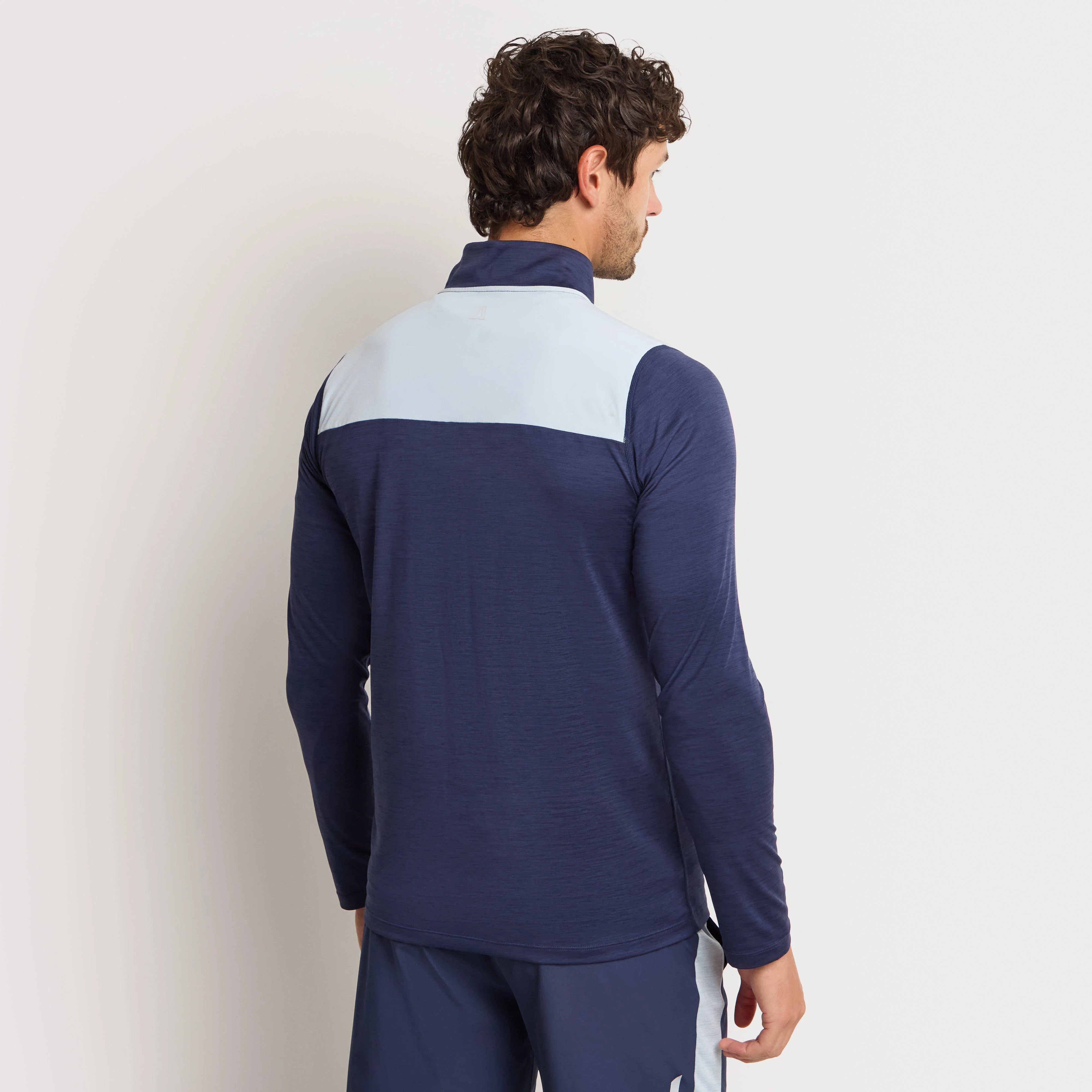 Men's Long Sleeve Move Tech Tee - Image 4