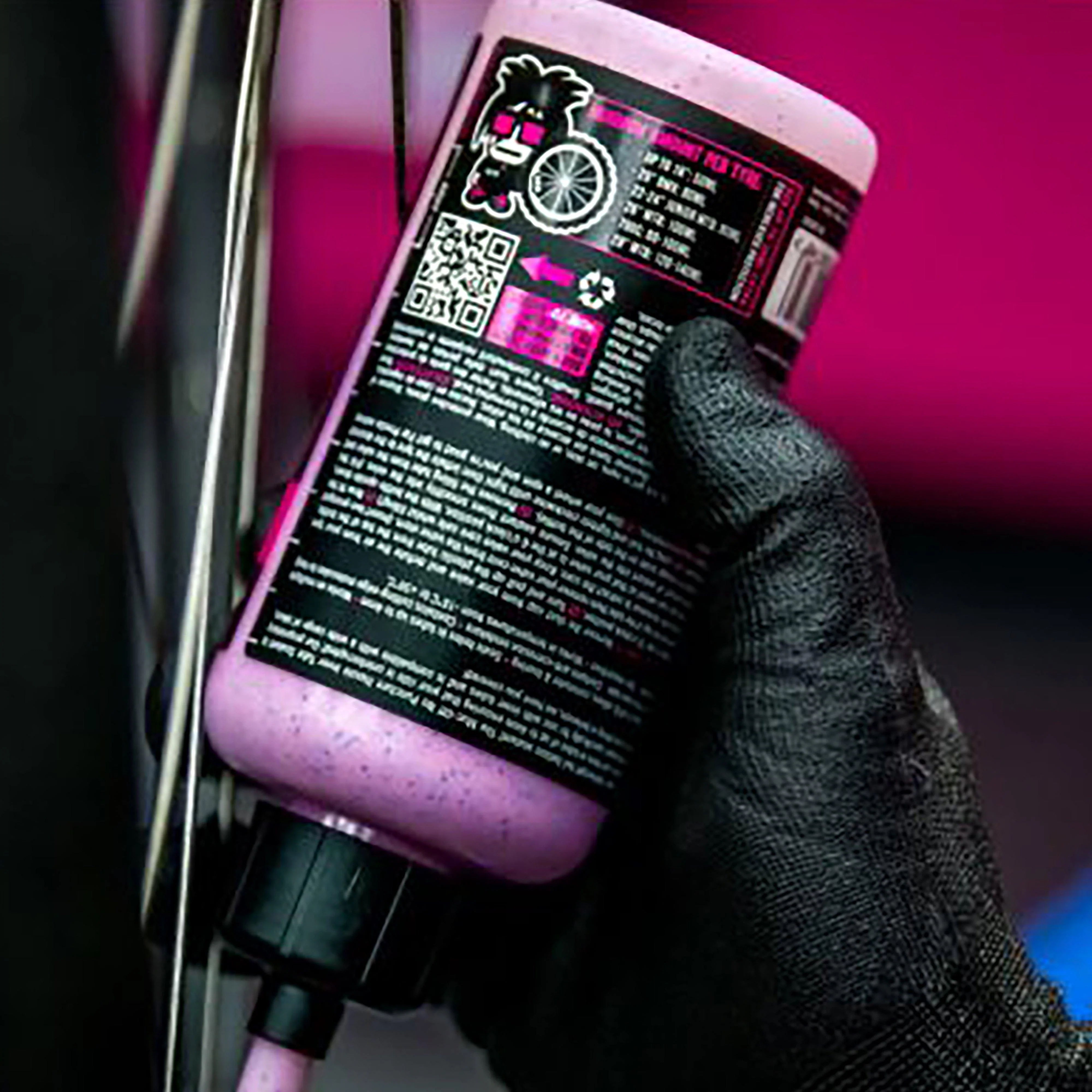 No Puncture Hassle Tubeless Sealant (300ml Kit) - Image 4
