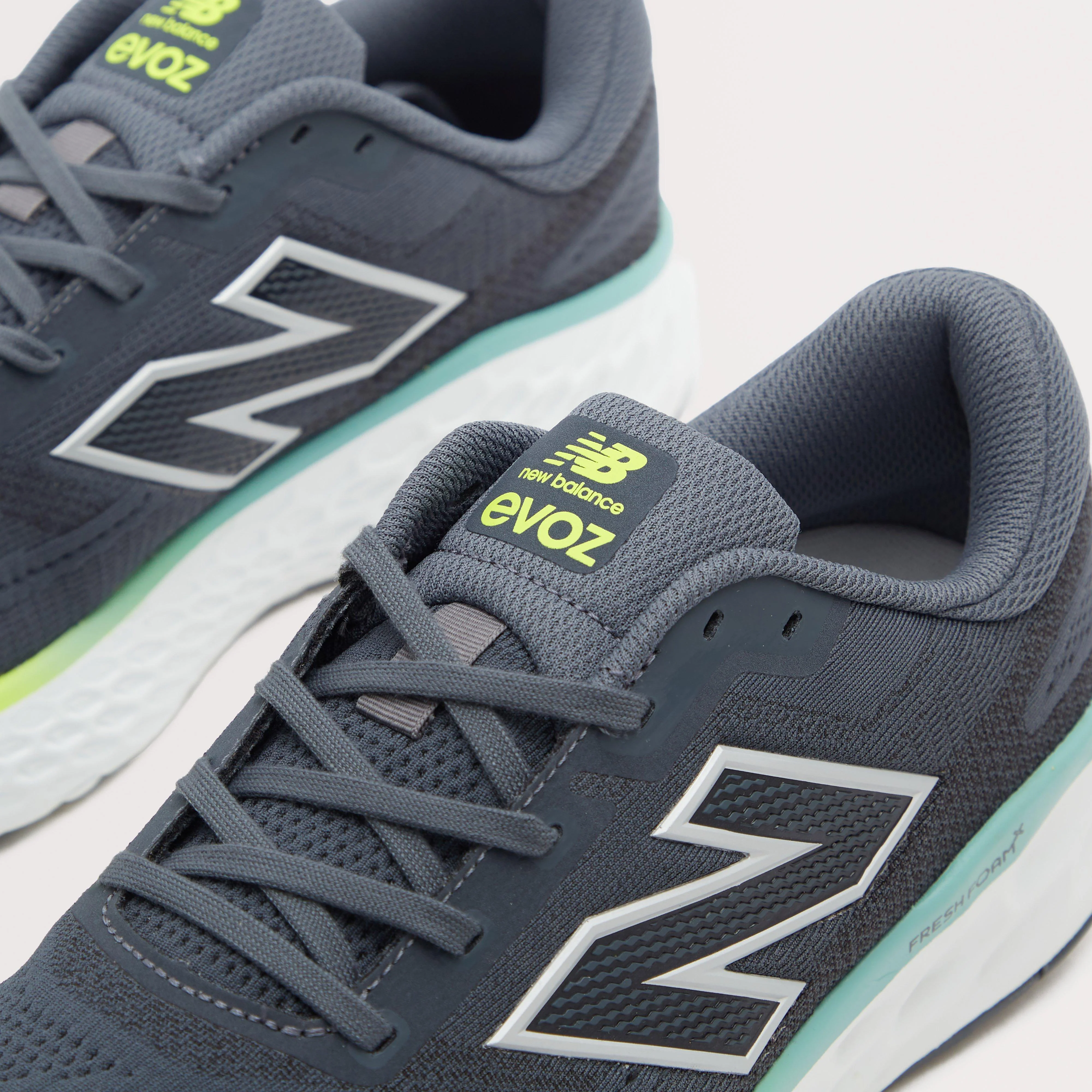 Men’s Free Foam X EVOZ V4 Running Shoes - Image 6