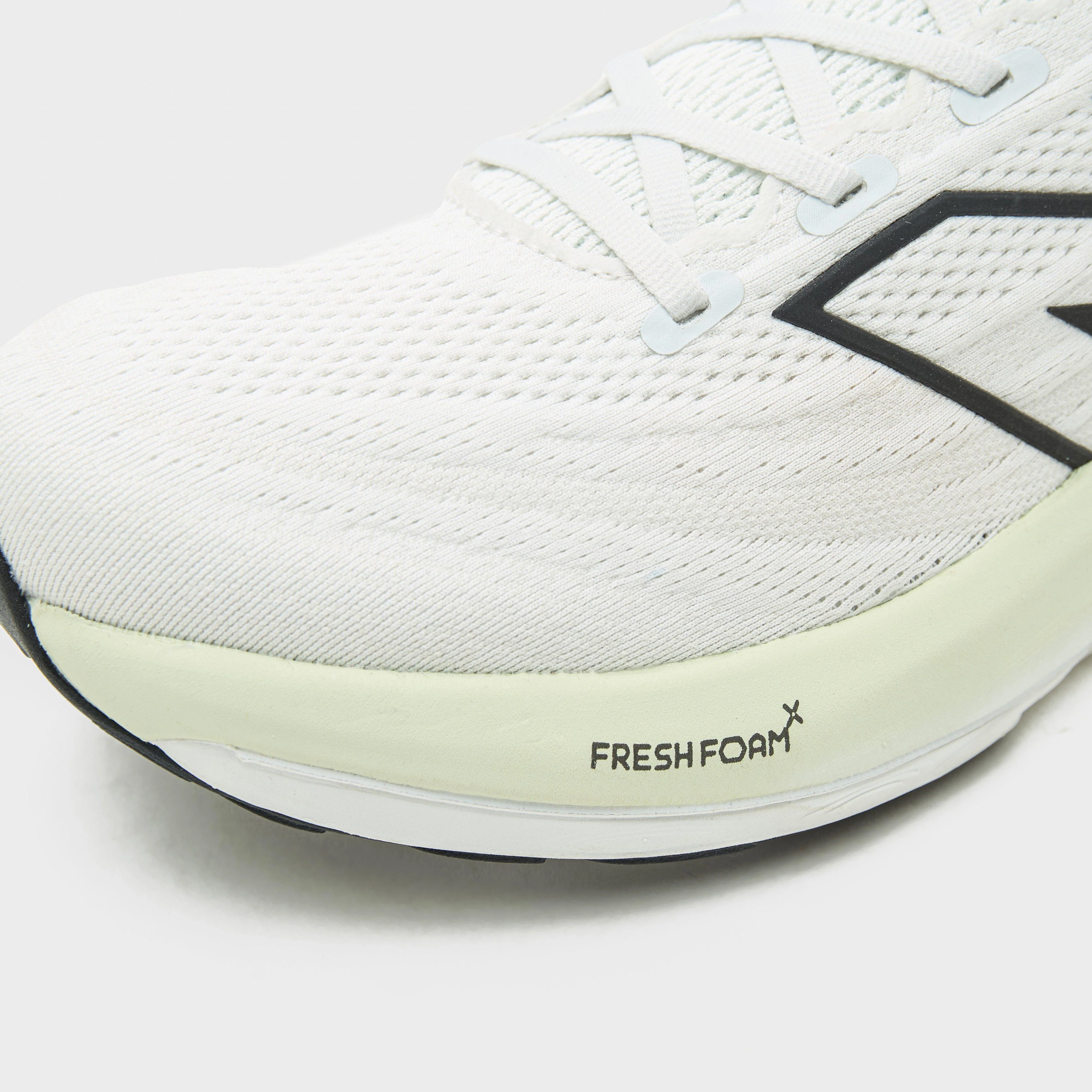 Men's Fresh Foam x Vongo v6 Running Shoes - Image 4