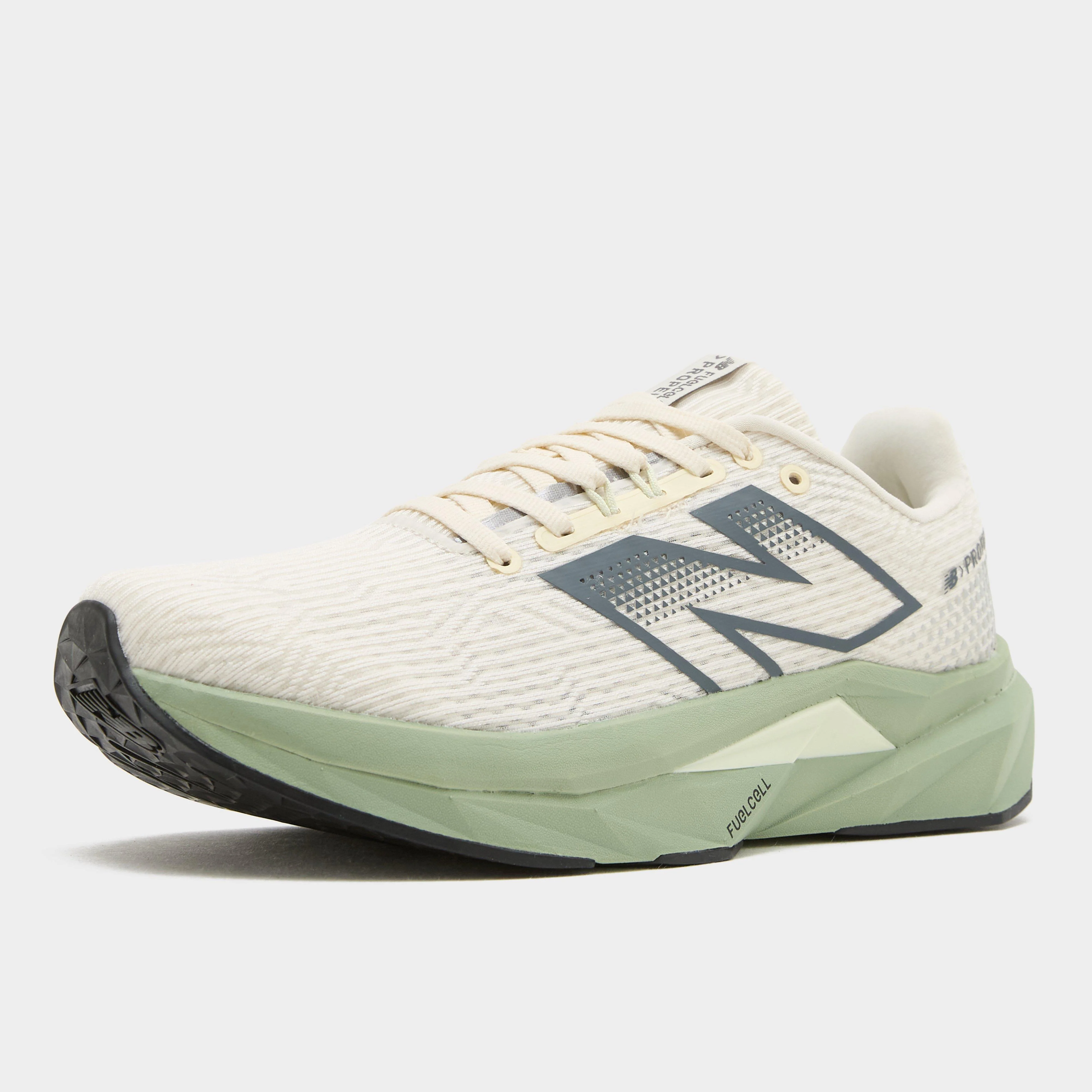 Men’s FuelCell Propel v5 Shoes - Image 3