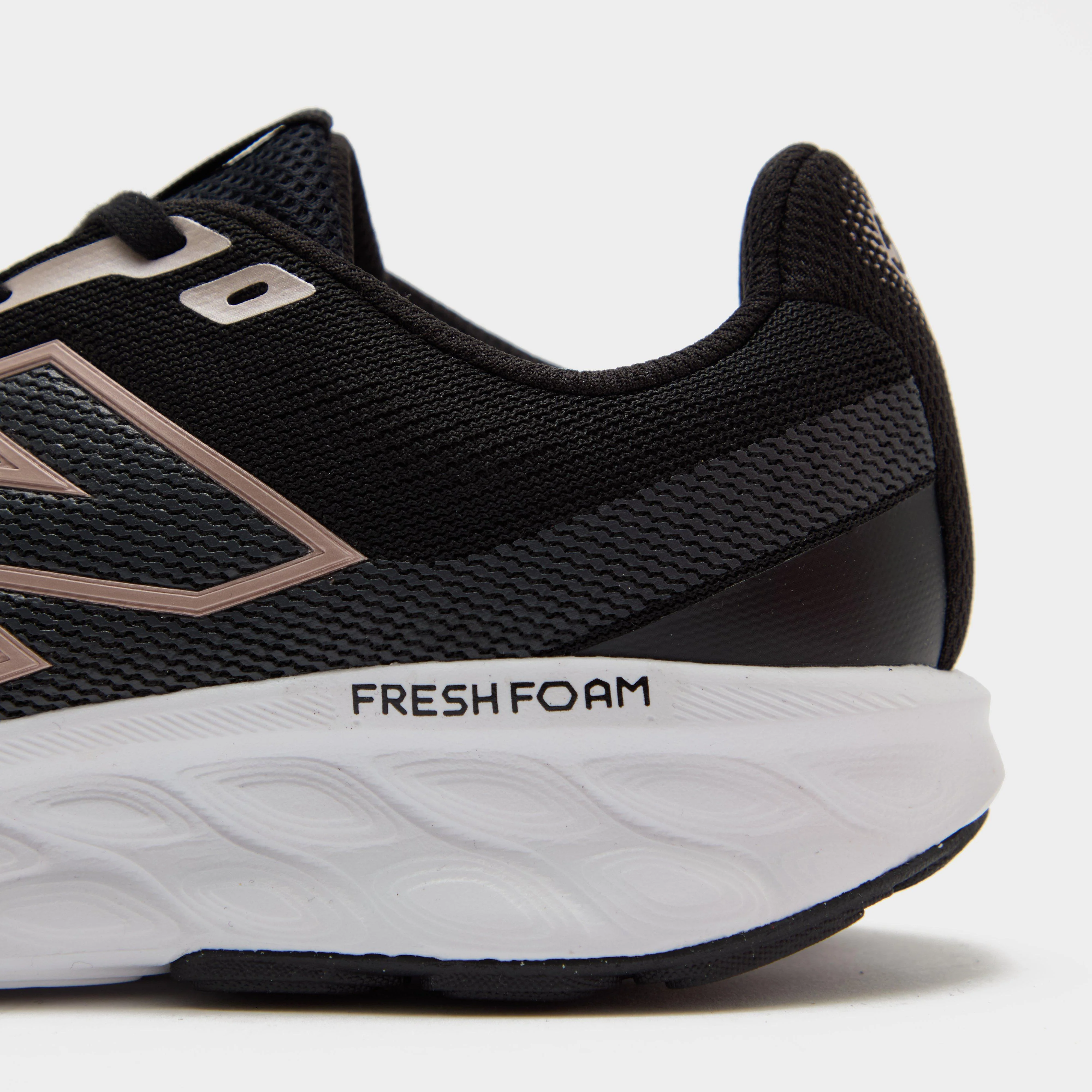 Women's Fresh Foam 520 V9 Running Shoes - Image 5
