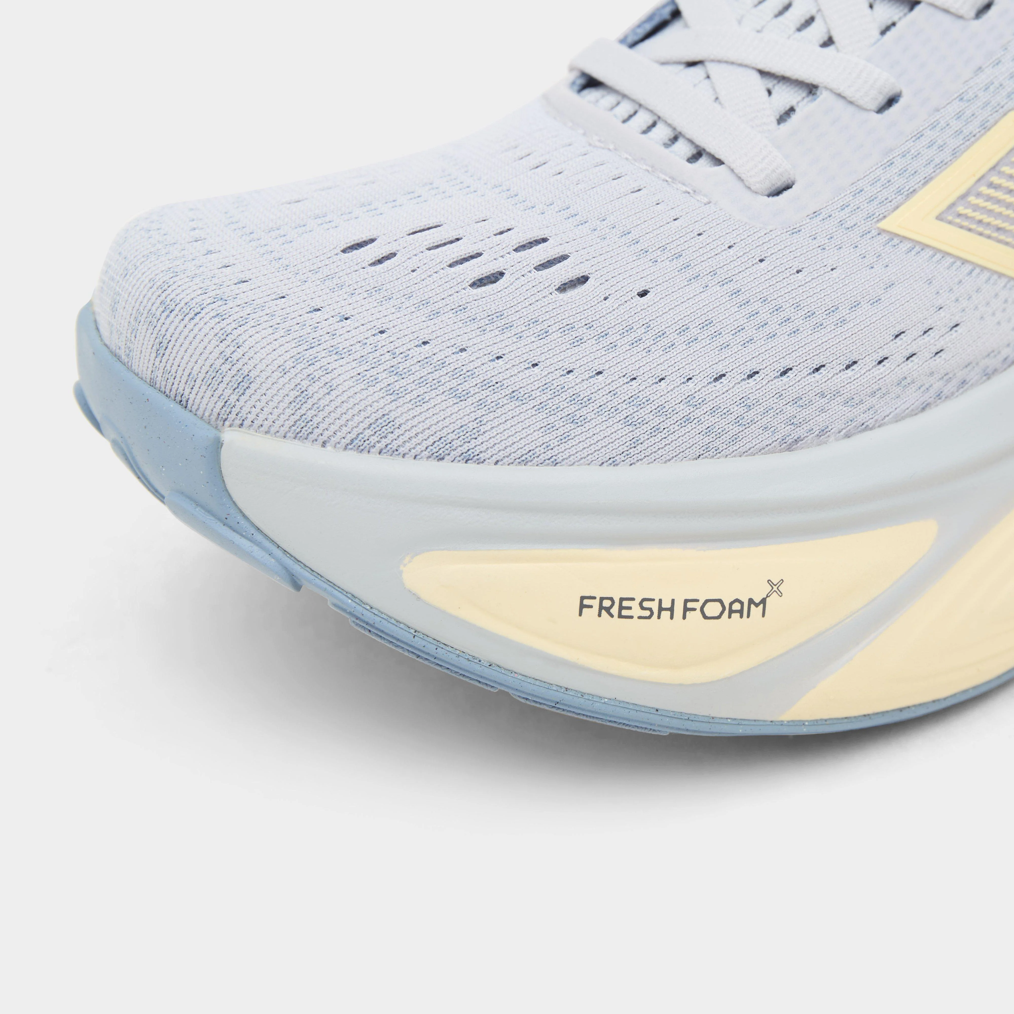 Women’s Fresh Foam X More V5 Running Shoes - Image 4