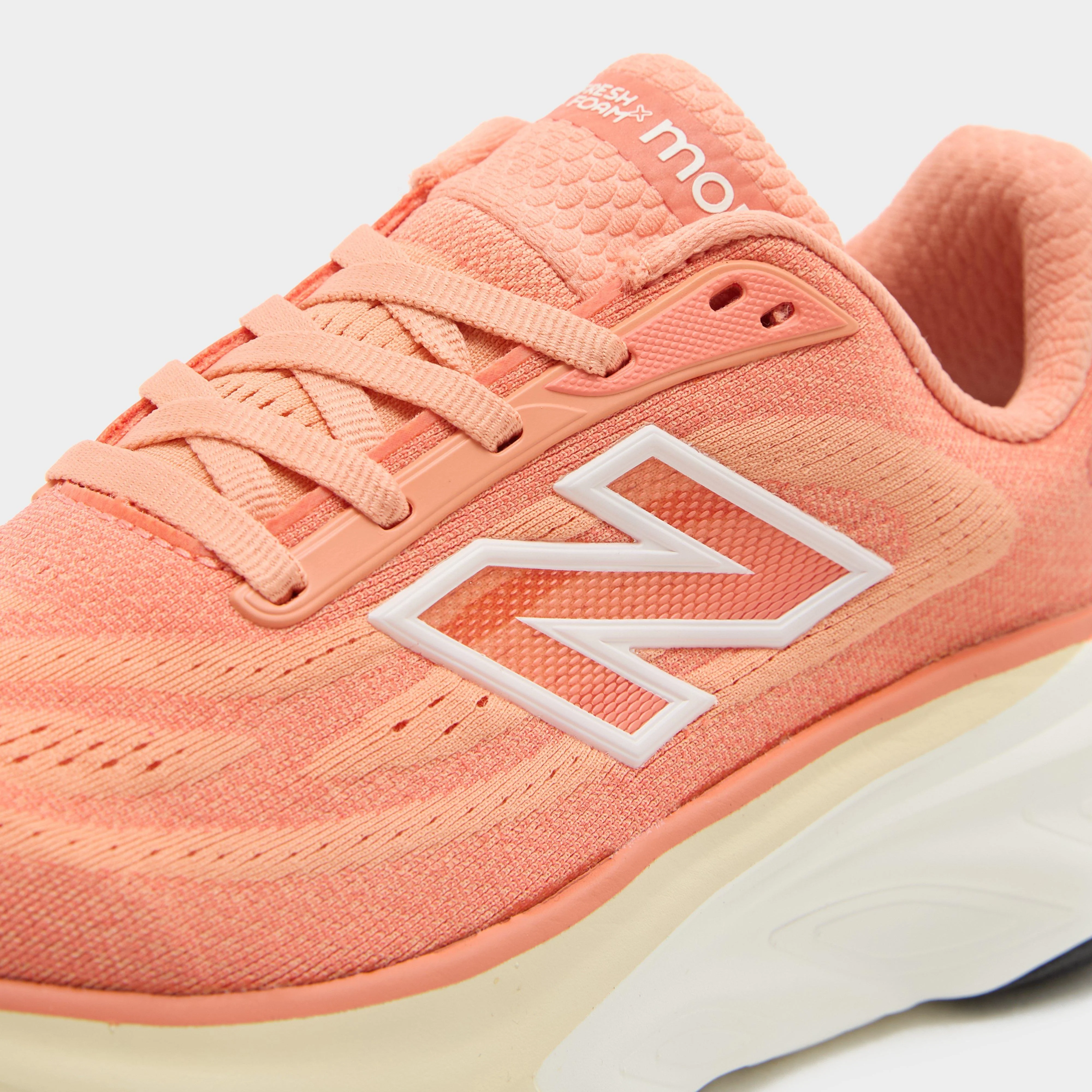 Women’s Fresh Foam X More V6 - Image 4
