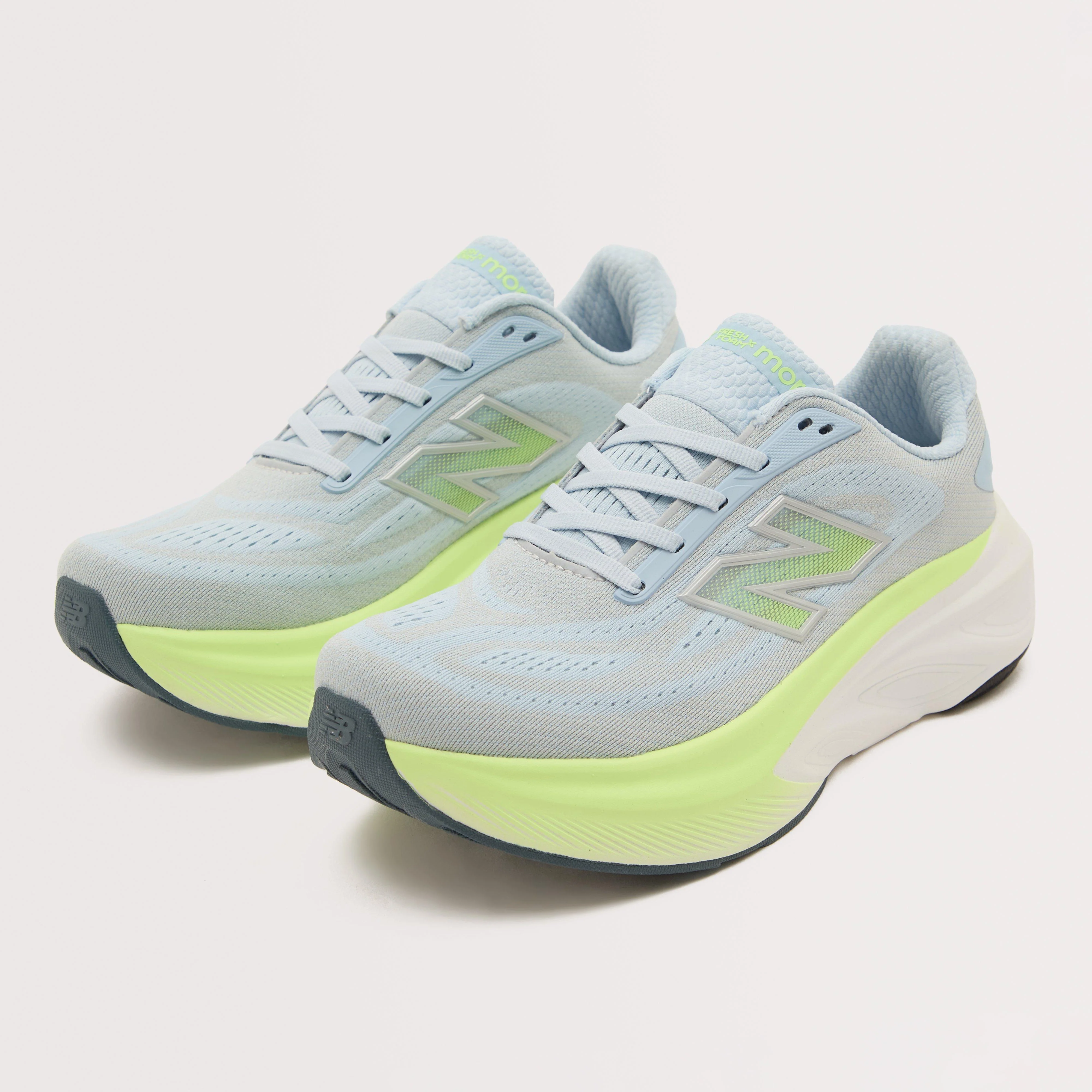 Women’s Fresh Foam X More V6 Running Shoe - Image 2