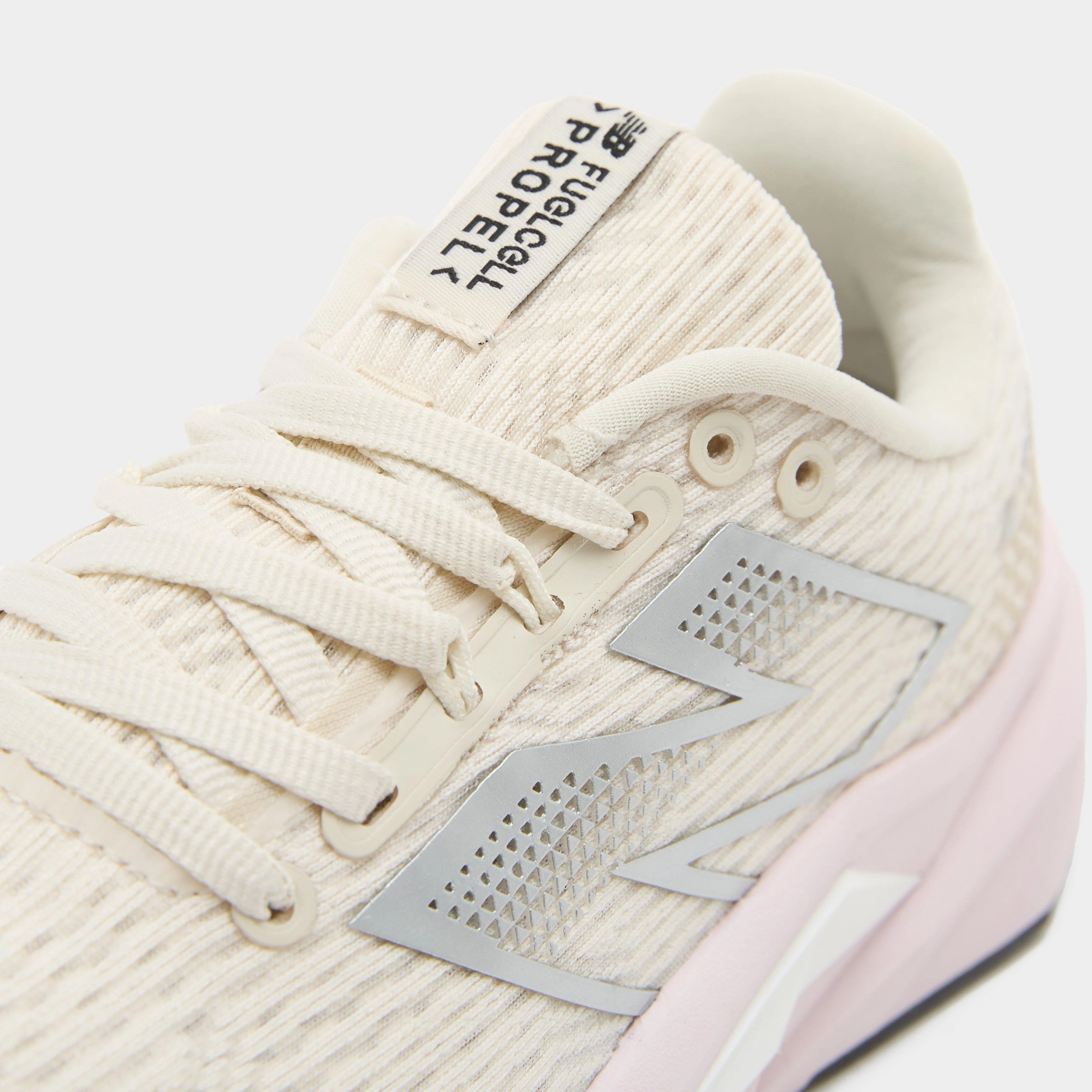 Women's FuelCell Propel v5 Shoes - Image 5