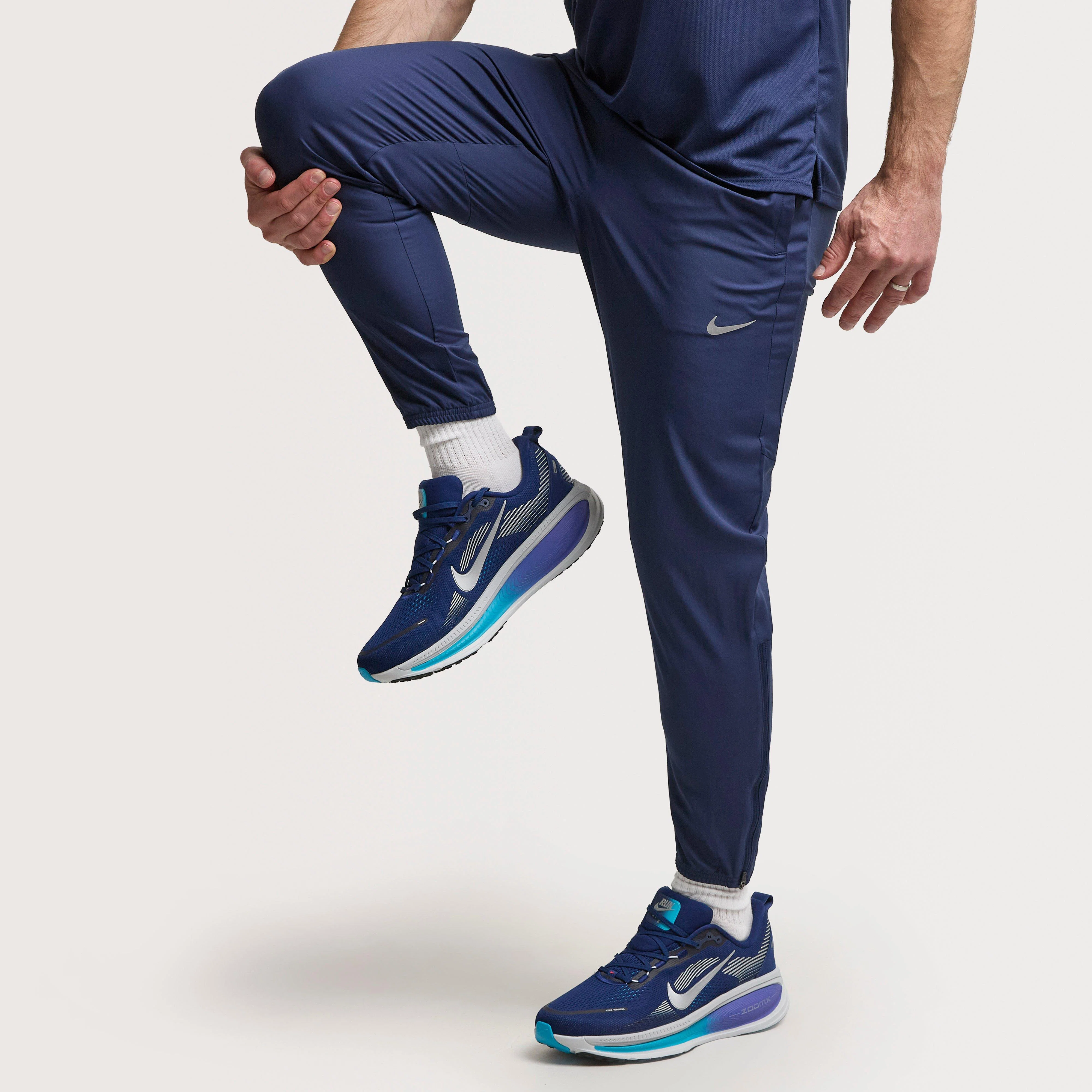 Men's Challenger Dri-FIT Woven Running Trousers - Image 2