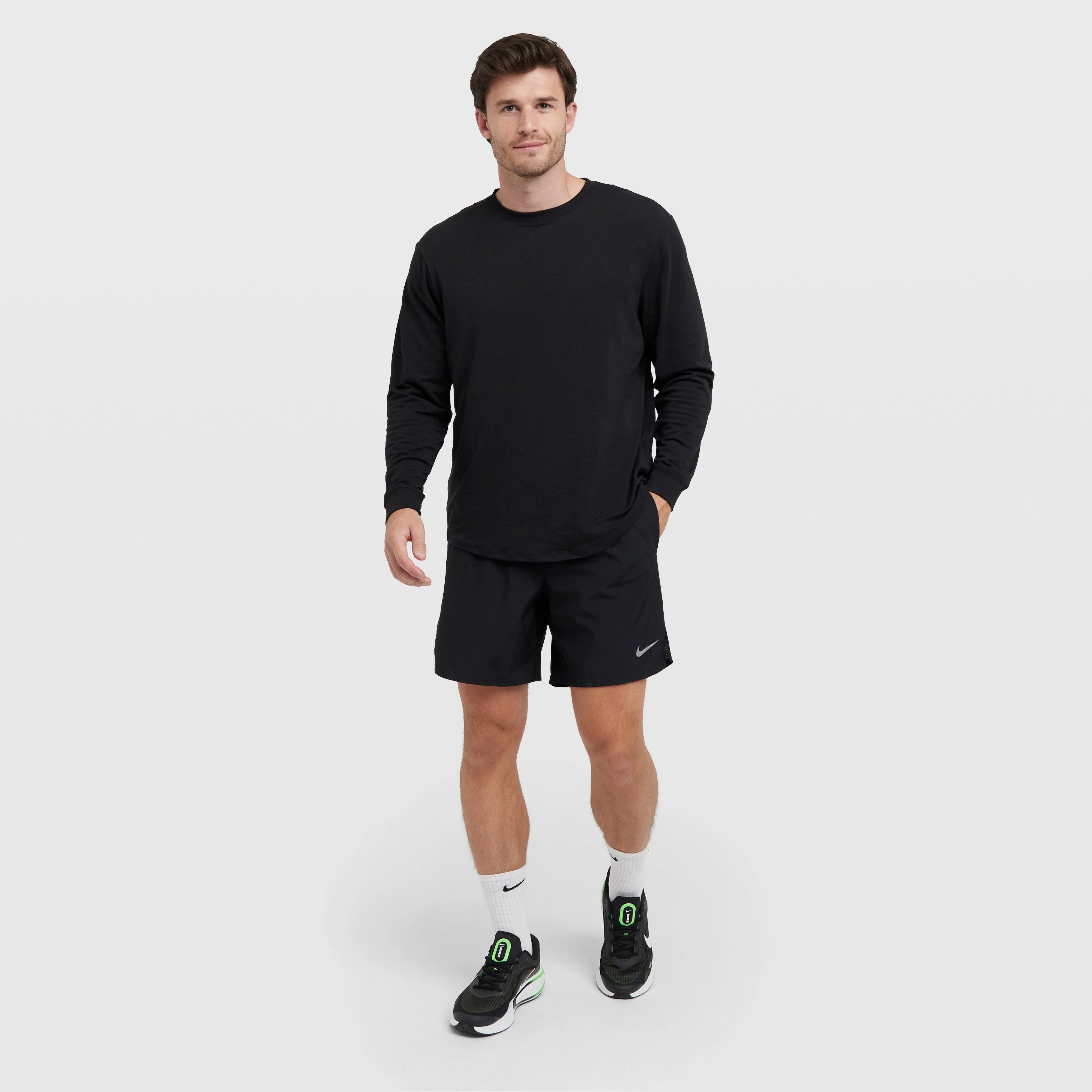 Men’s Dri-FIT Challenger Running Shorts 7" - Image 3