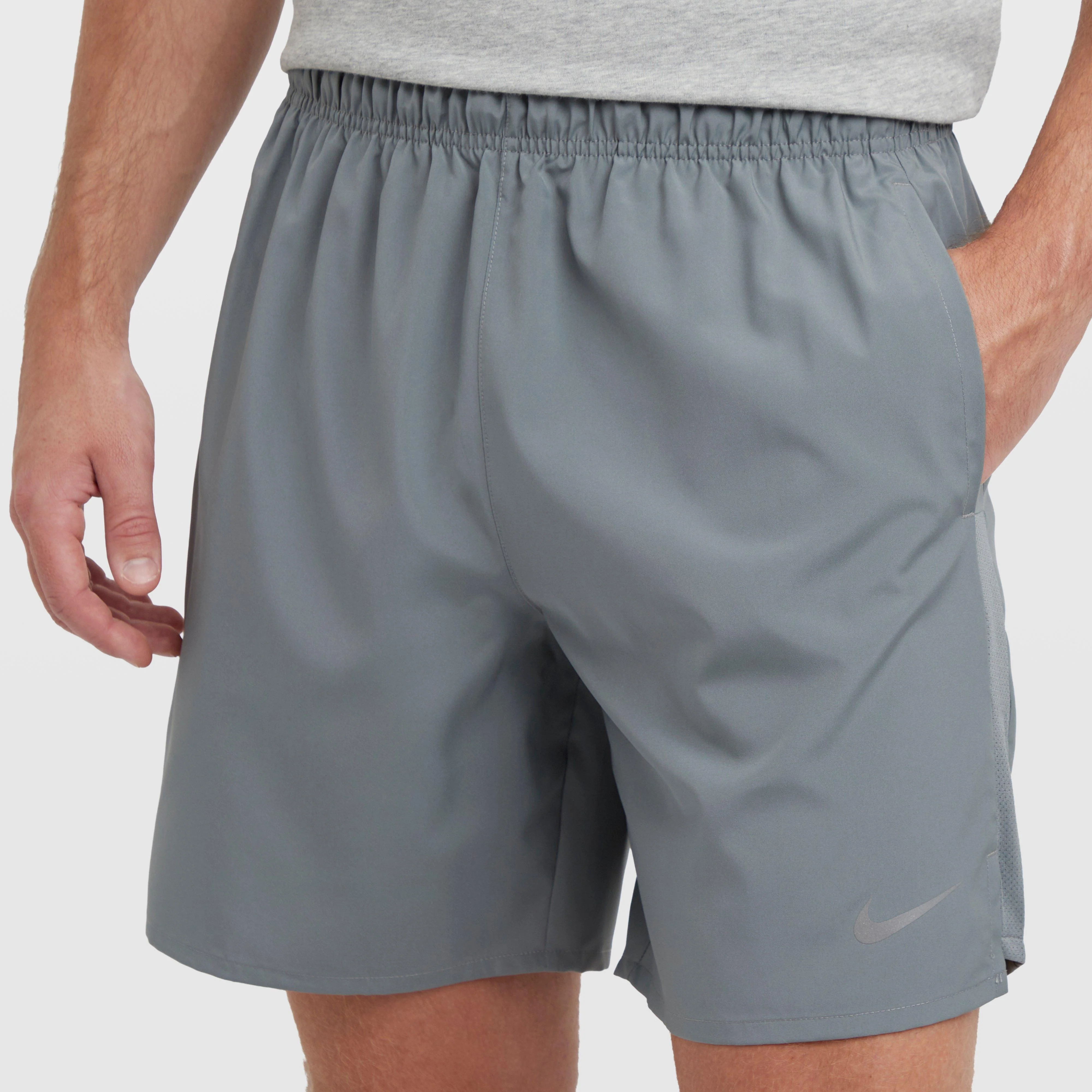 Men’s Dri-FIT Challenger Running Shorts 7" - Image 4