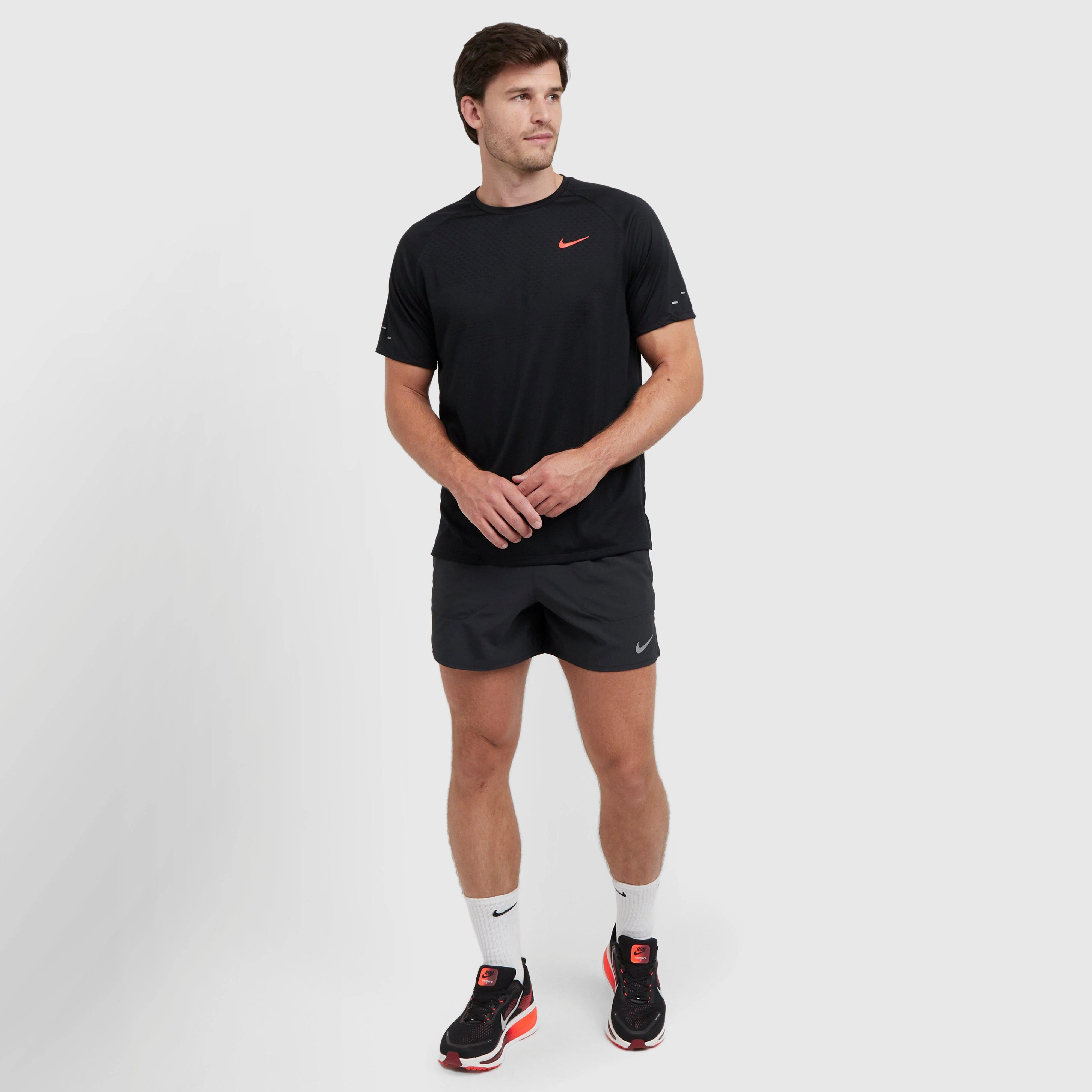 Men’s Dri-FIT Energy Stride T-Shirt - Image 3