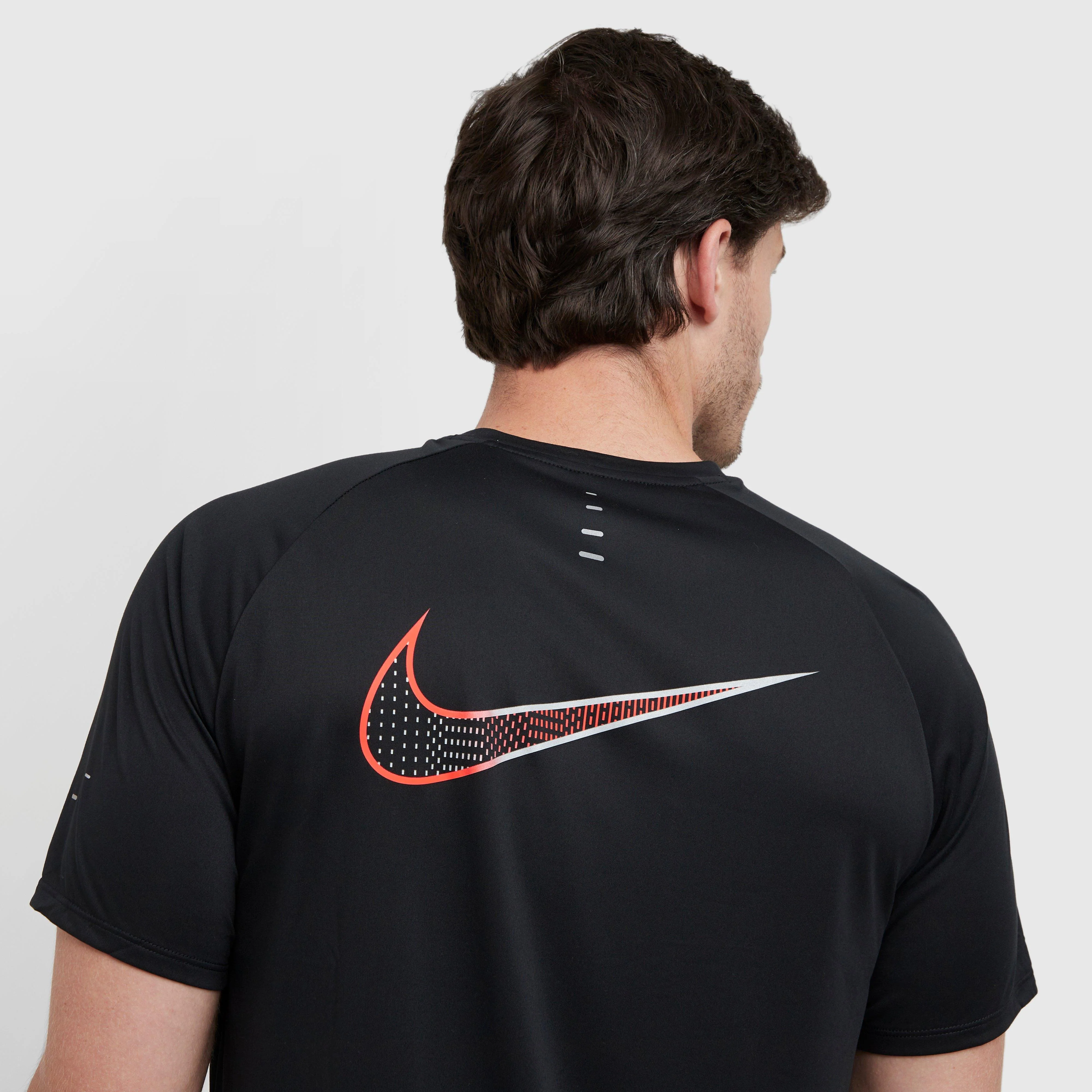Men’s Dri-FIT Energy Stride T-Shirt - Image 5