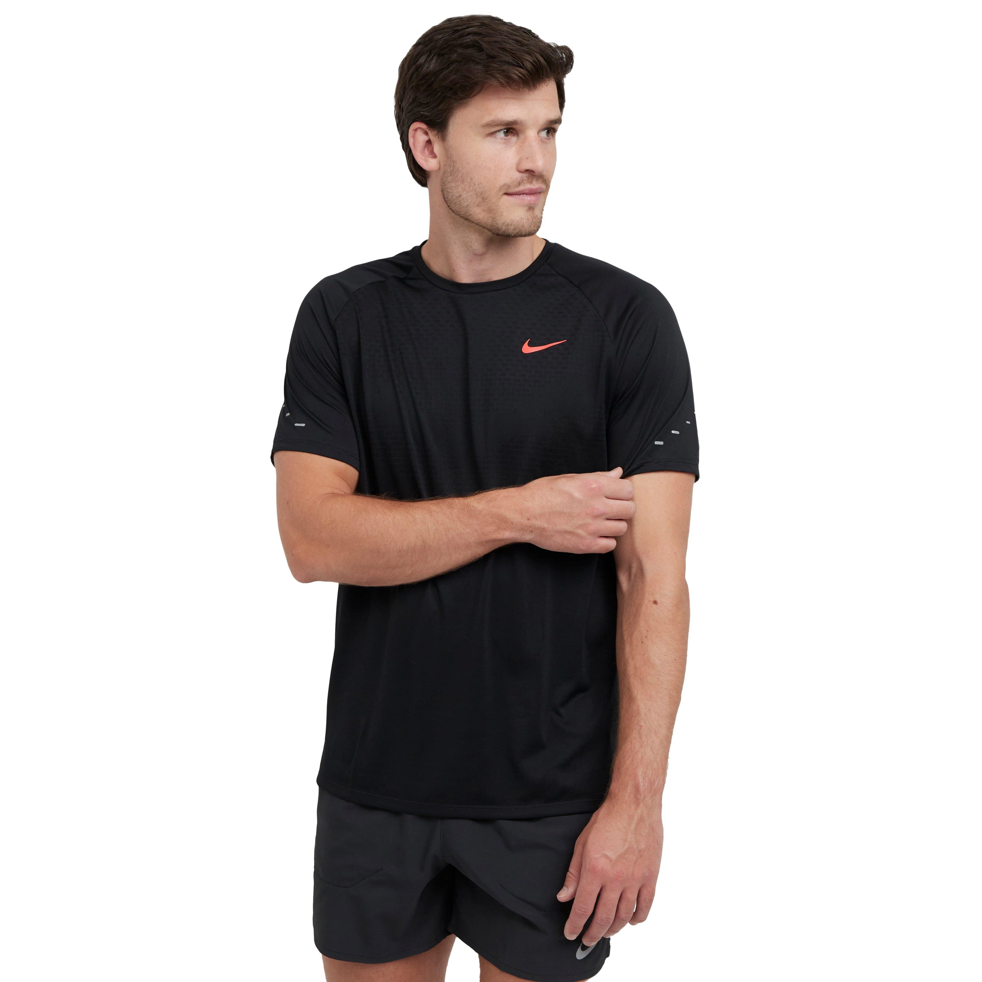 Men’s Dri-FIT Energy Stride T-Shirt - Image 7