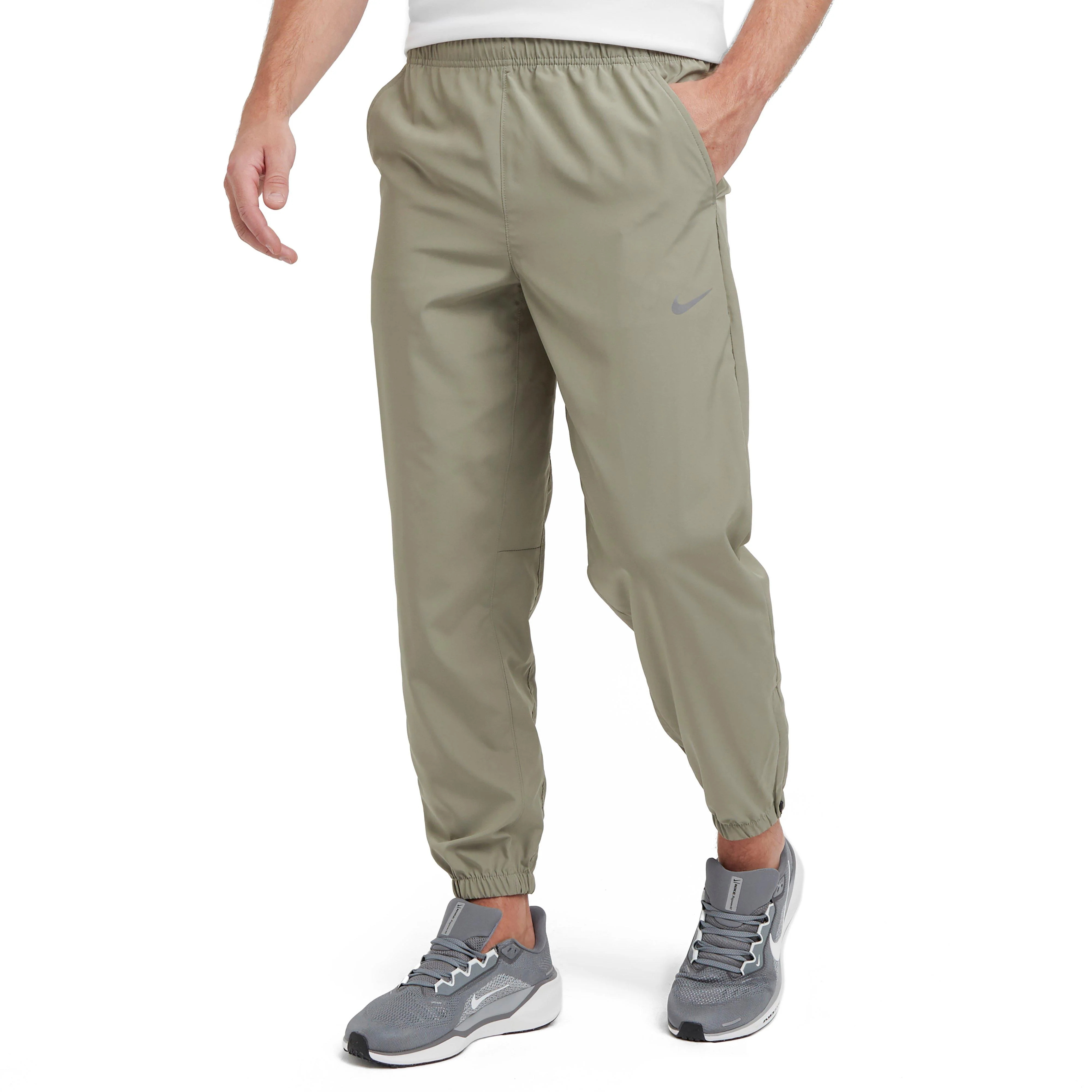 Men’s Dri-FIT Form Tapered Training Joggers - Image 8