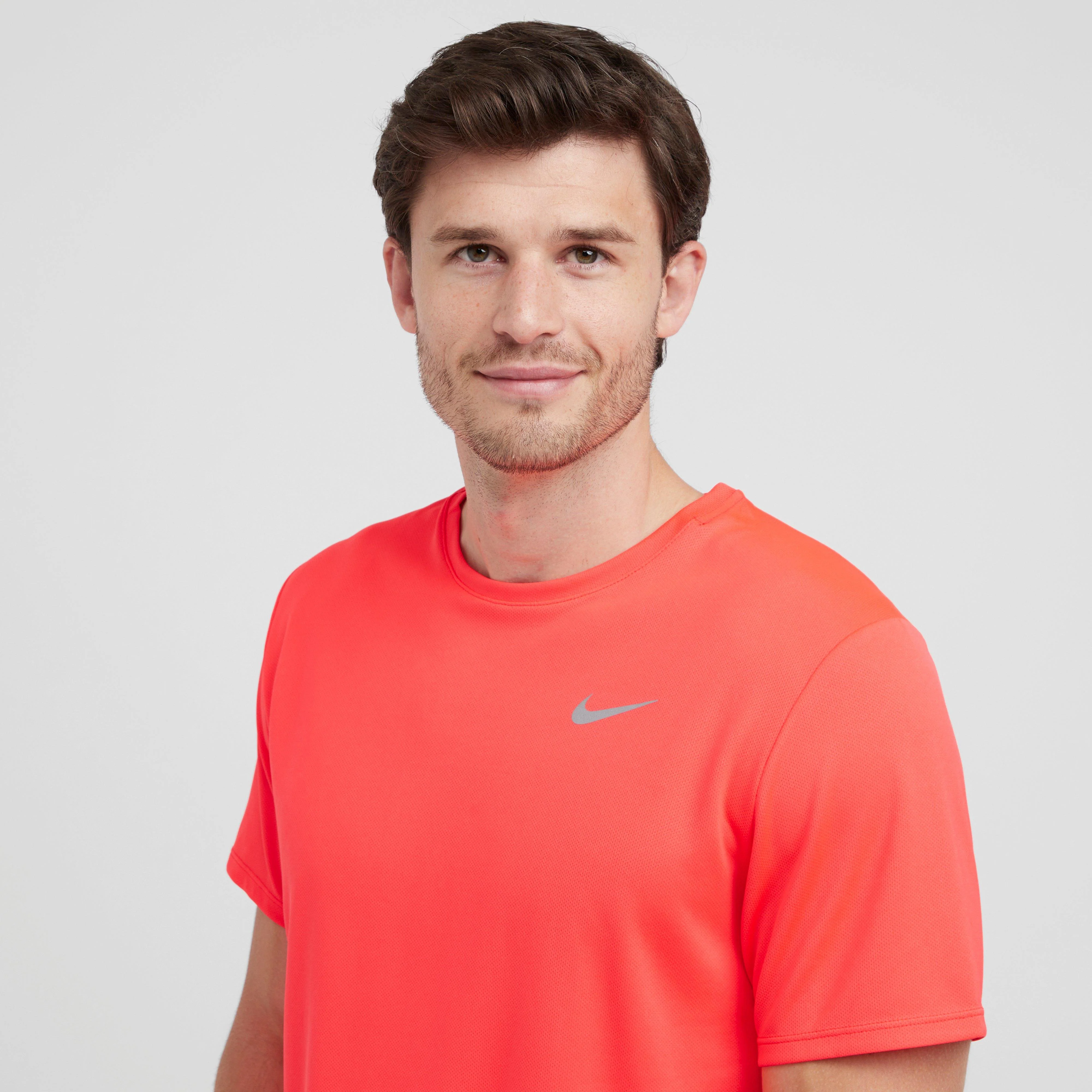 Men's Dri-FIT Miler UV Short-Sleeve Running Top - Image 4
