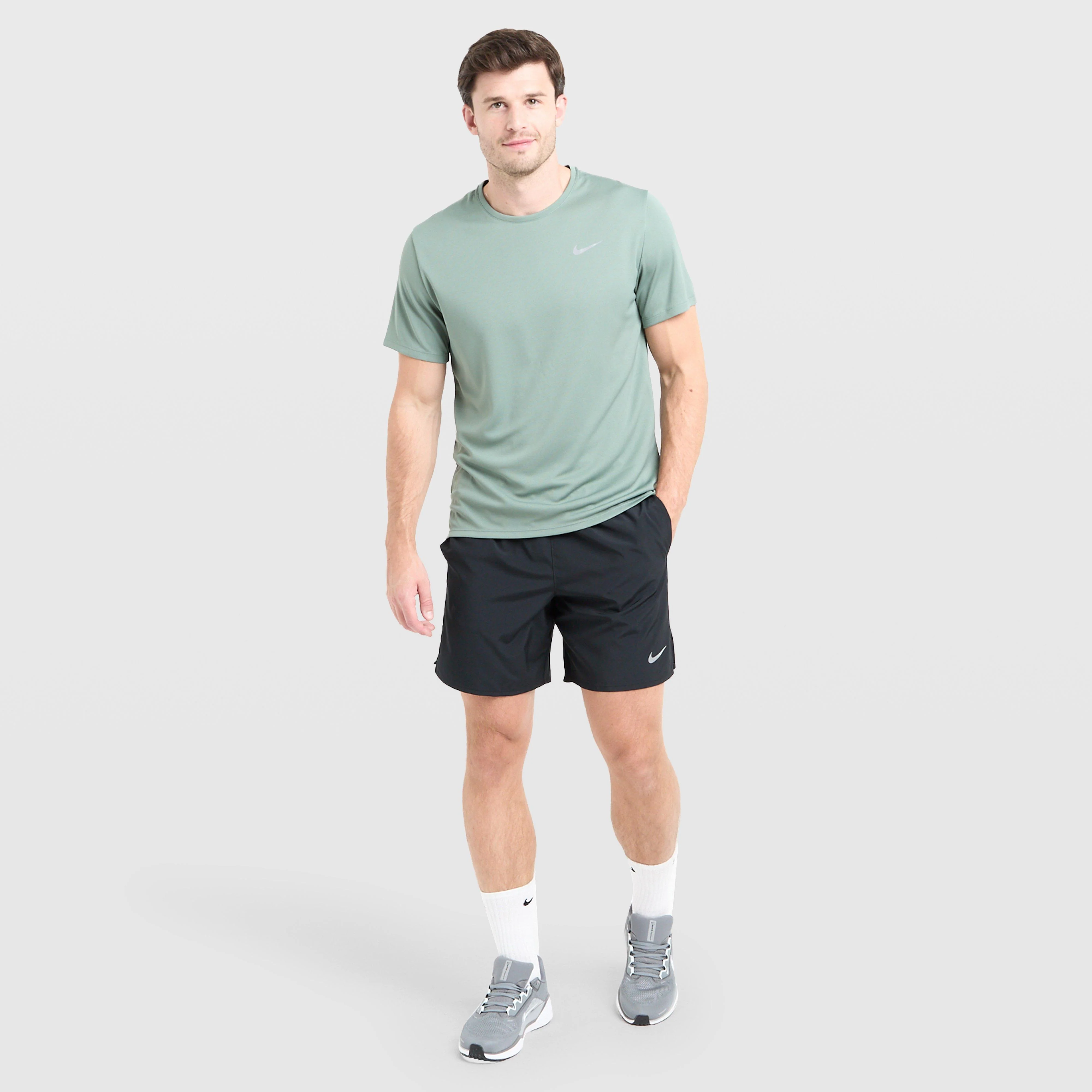Men's Dri-FIT Miler UV Short-Sleeve Running Top - Image 3