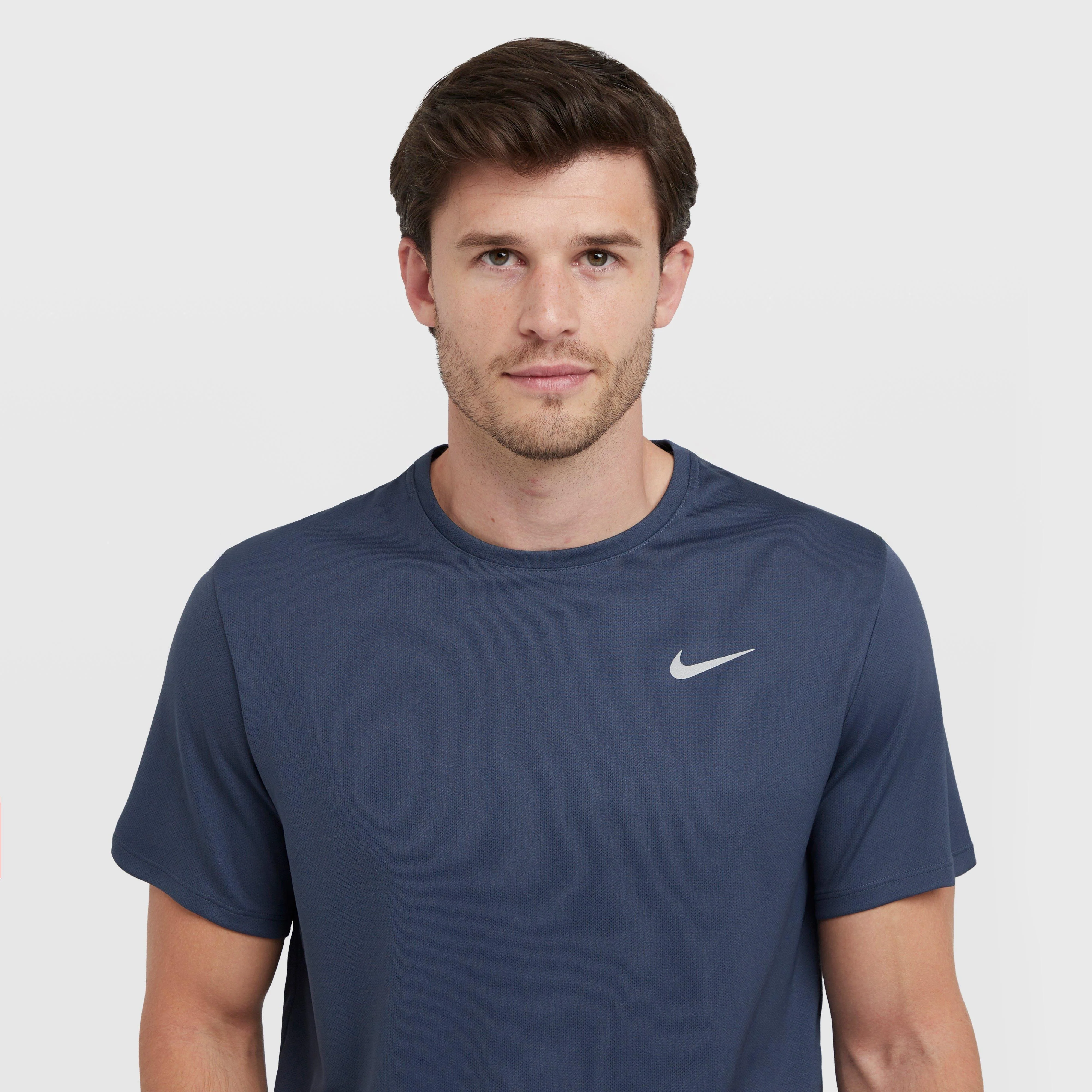 Men's Dri-FIT Miler UV Short-Sleeve Running Top - Image 4