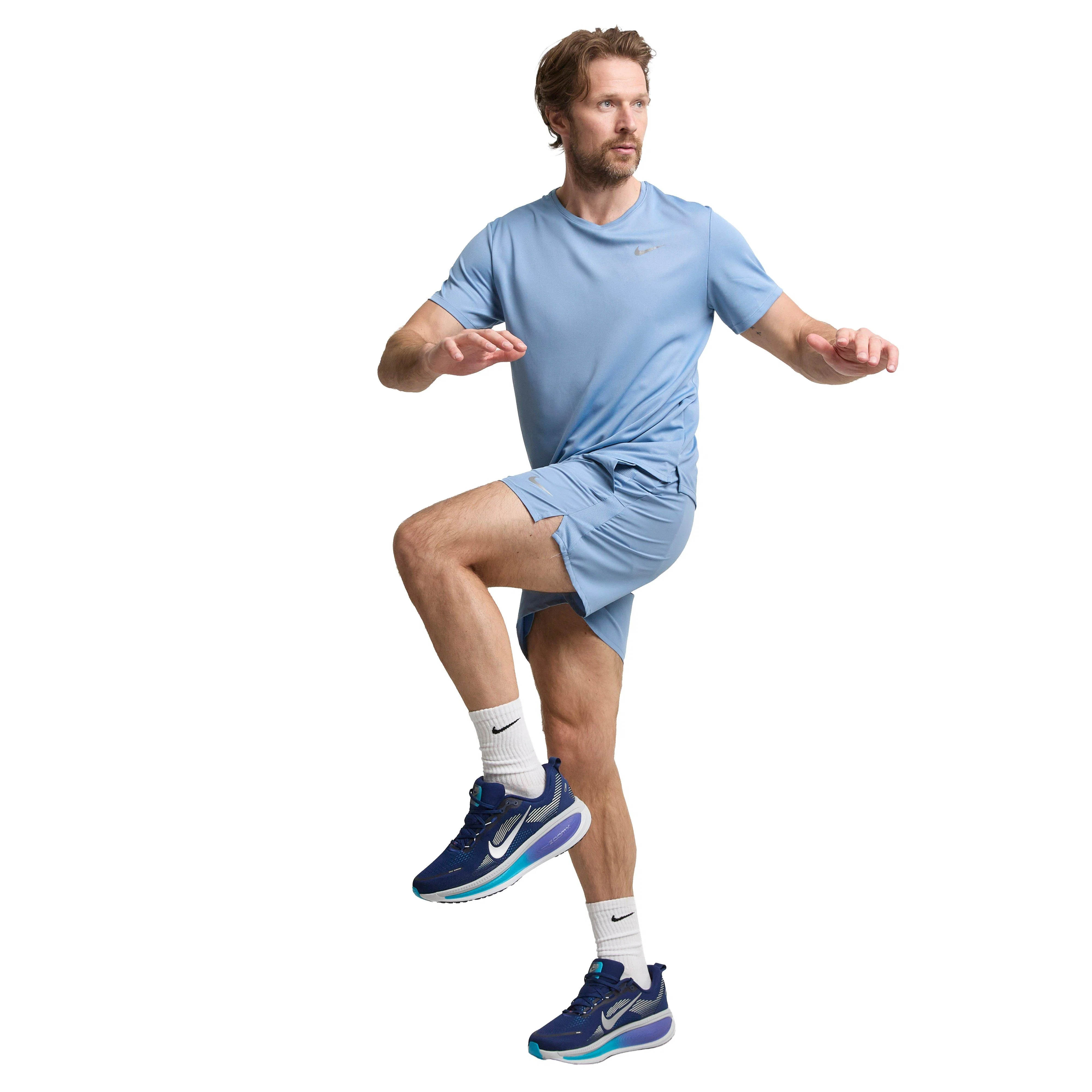 Men's Dri-FIT Miler UV Short-Sleeve Running Top - Image 5