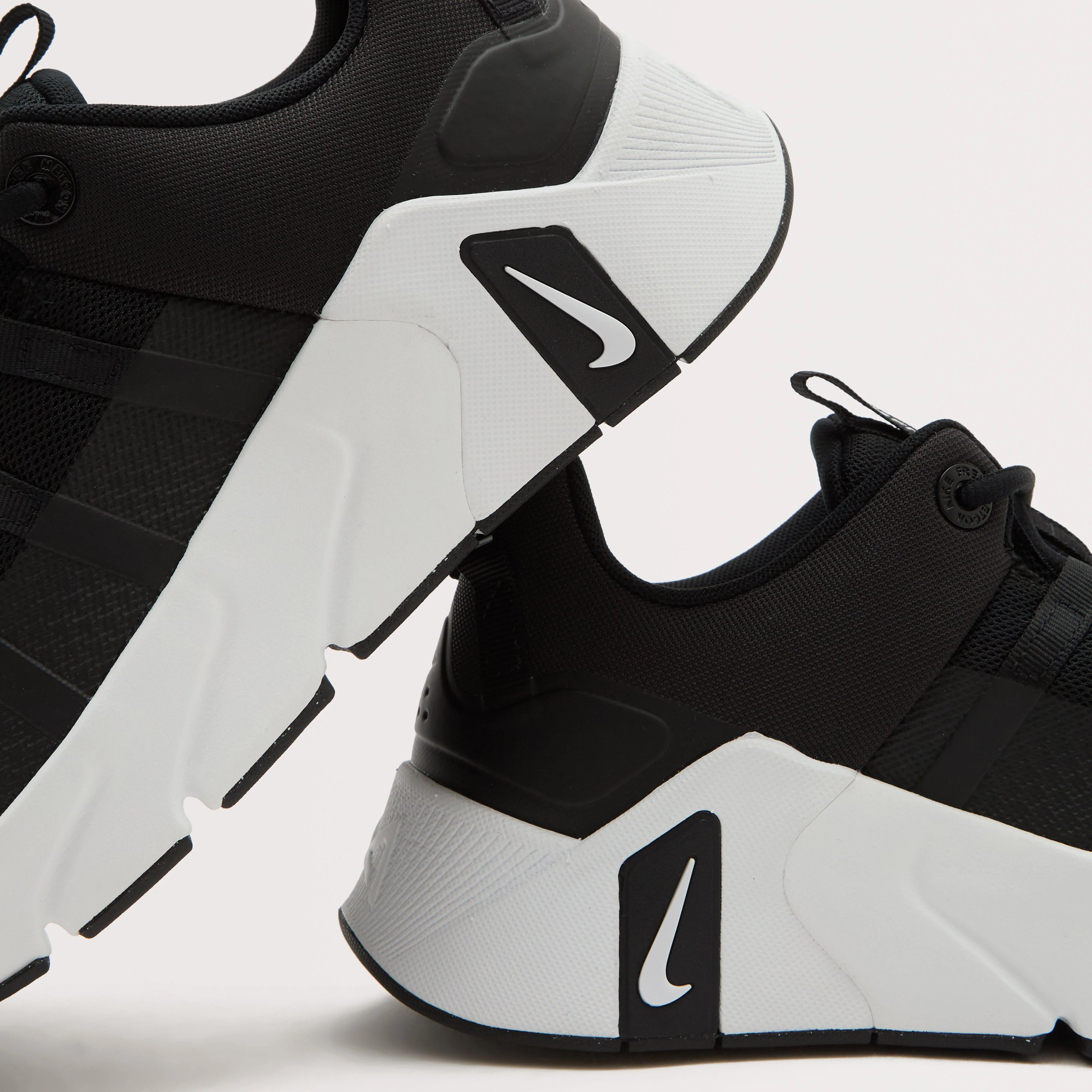 Men’s Free Metcon 7 Workout Shoe - Image 4