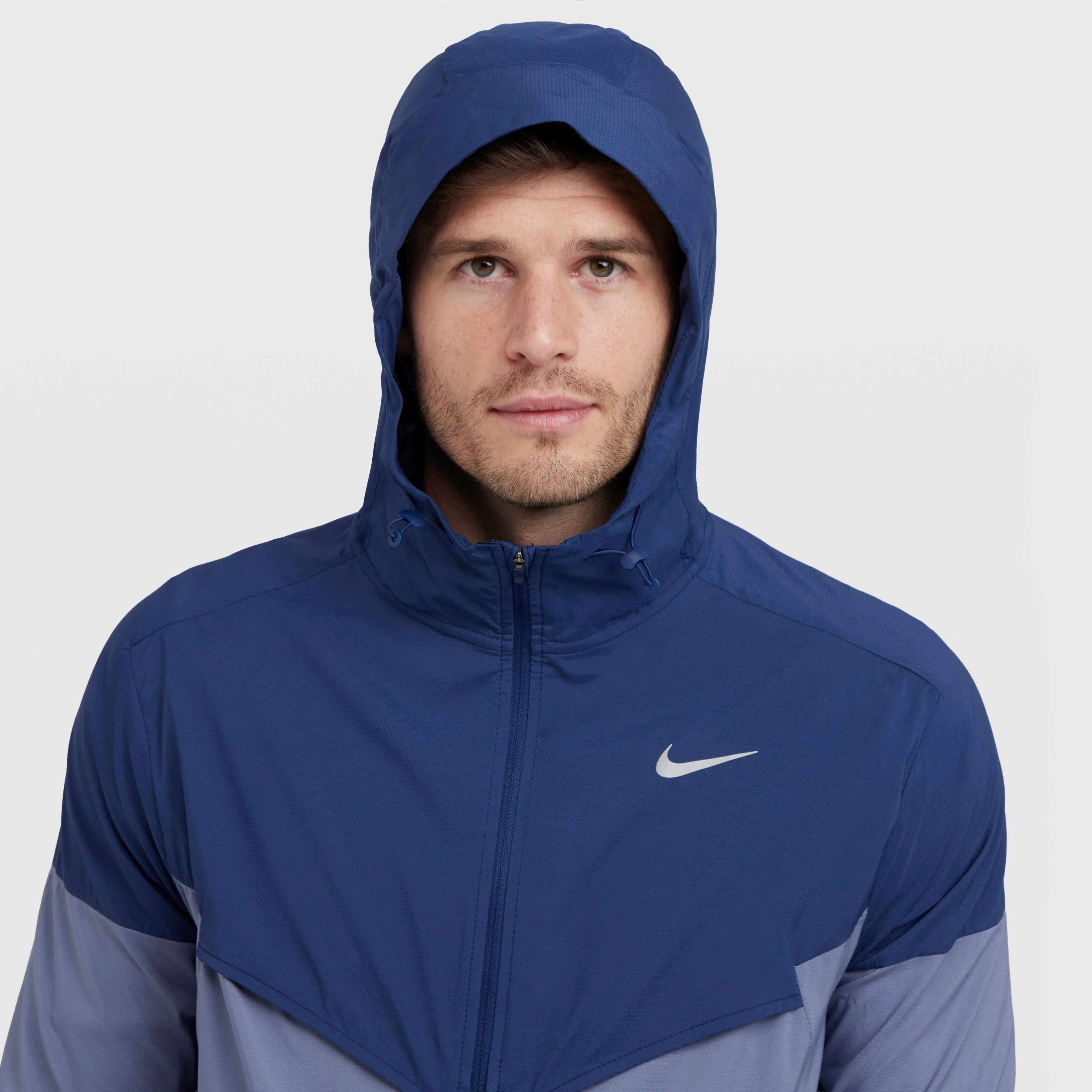Men's Impossibly Light Windrunner Running Jacket - Image 4