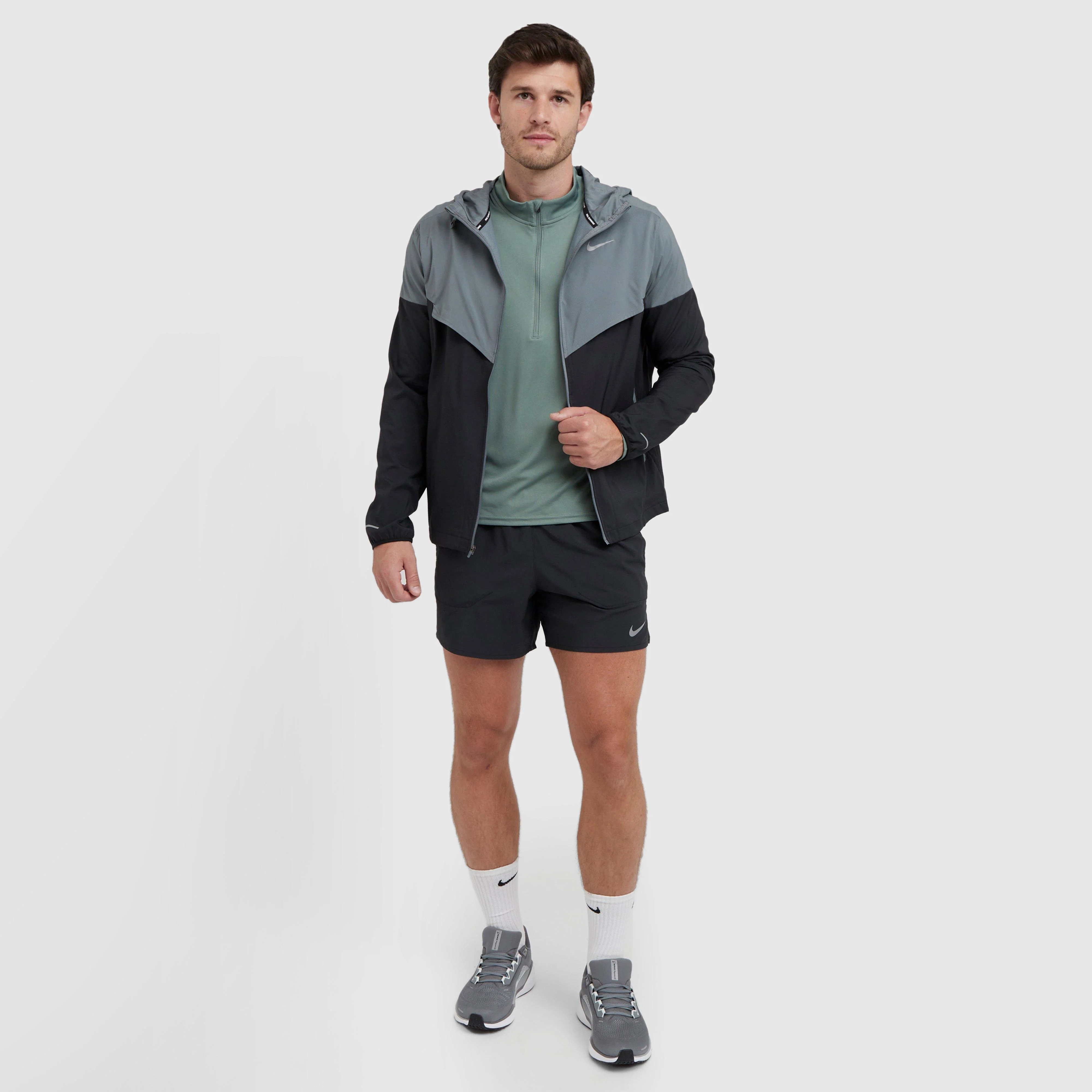 Men's Impossibly Light Windrunner Running Jacket - Image 3