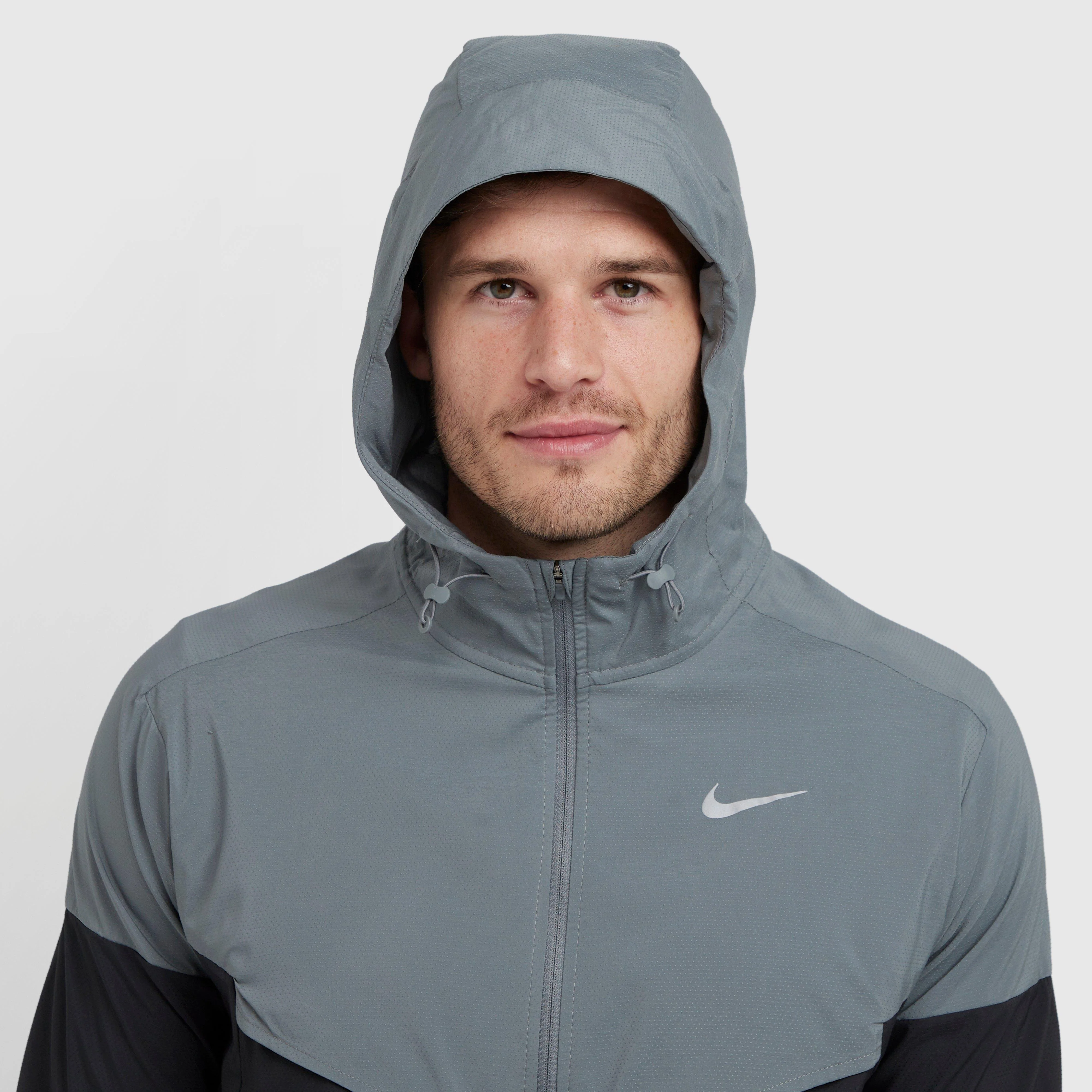 Men's Impossibly Light Windrunner Running Jacket - Image 4