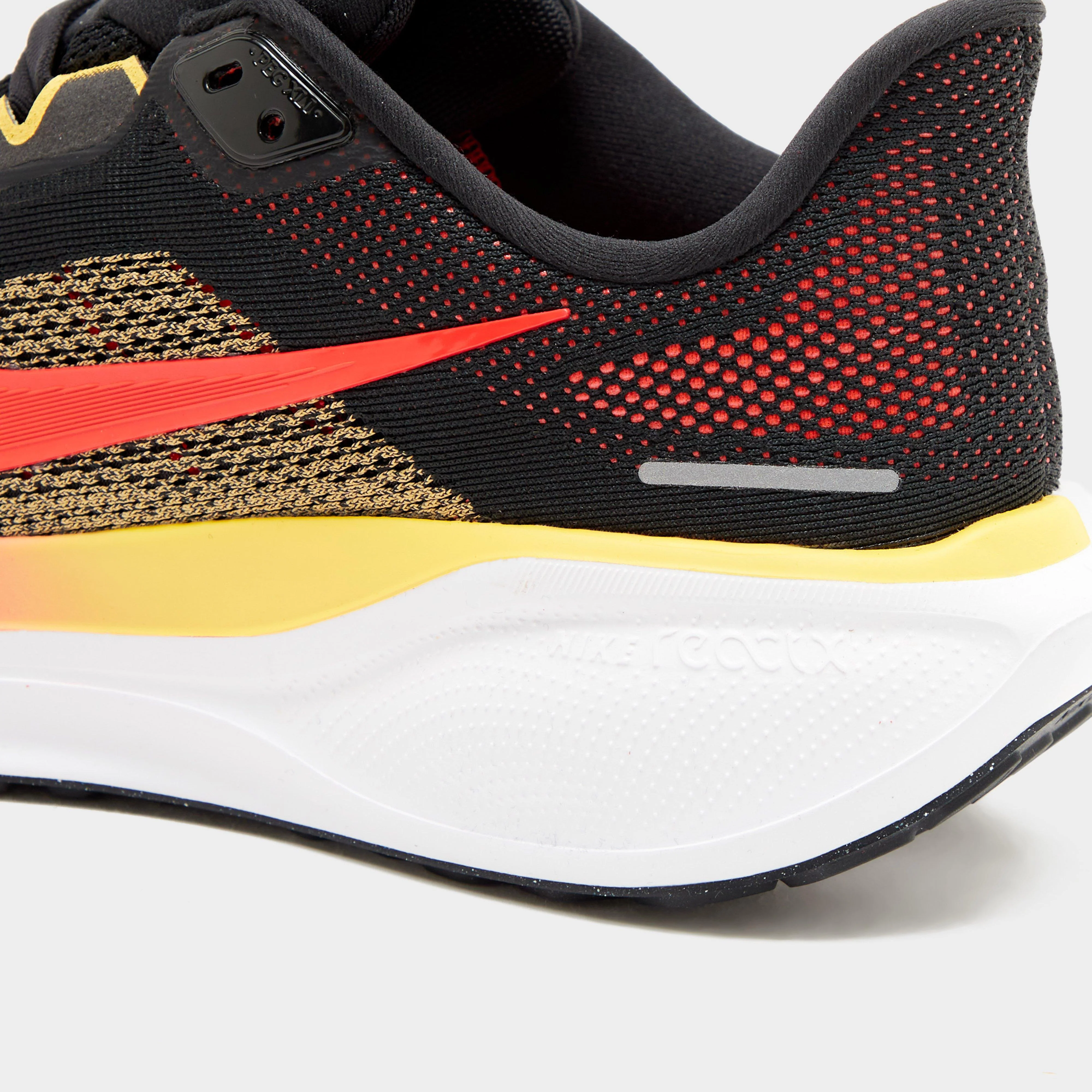 Men’s Pegasus 41 Road Running Shoe - Image 4