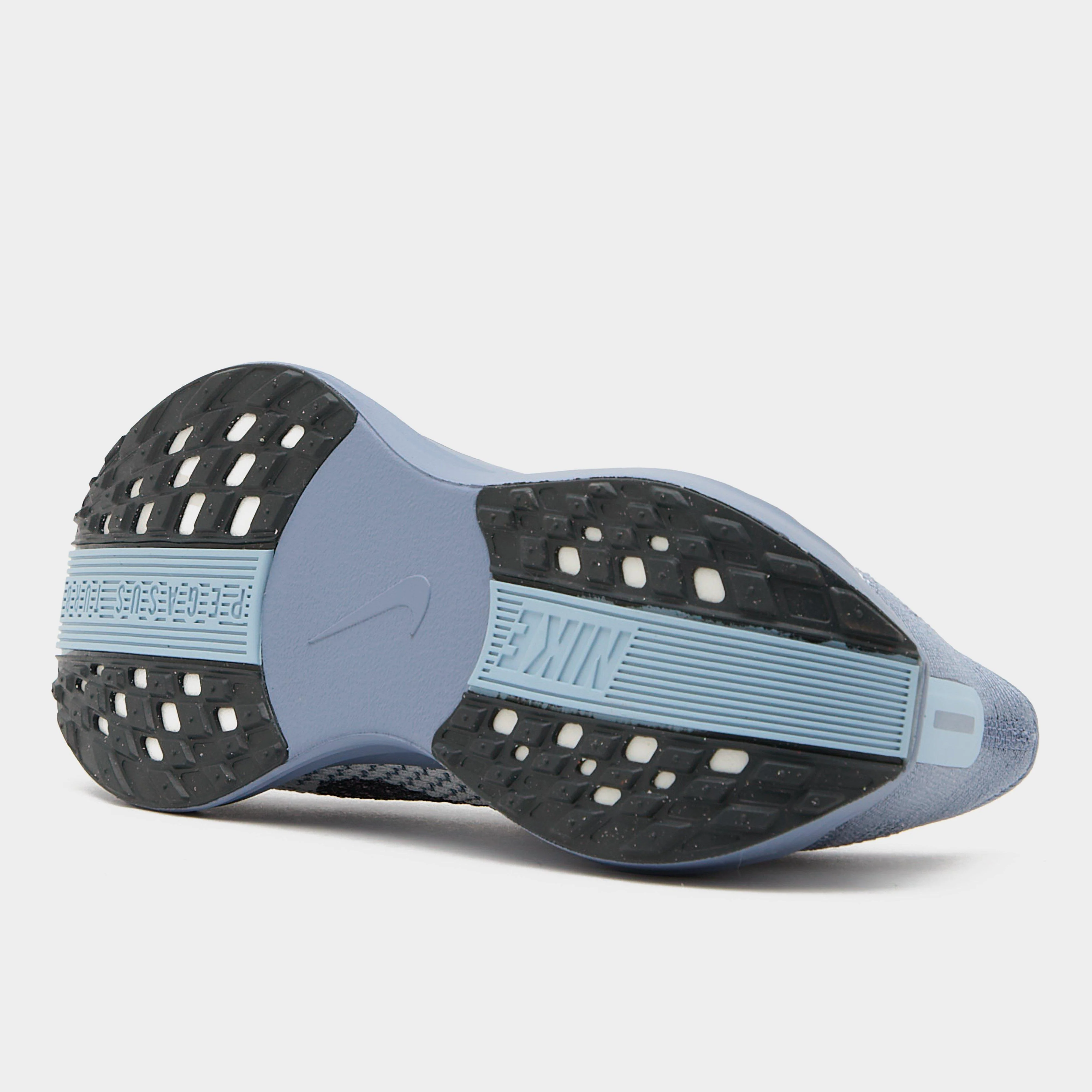 Men’s Pegasus Plus Running Shoe - Image 2