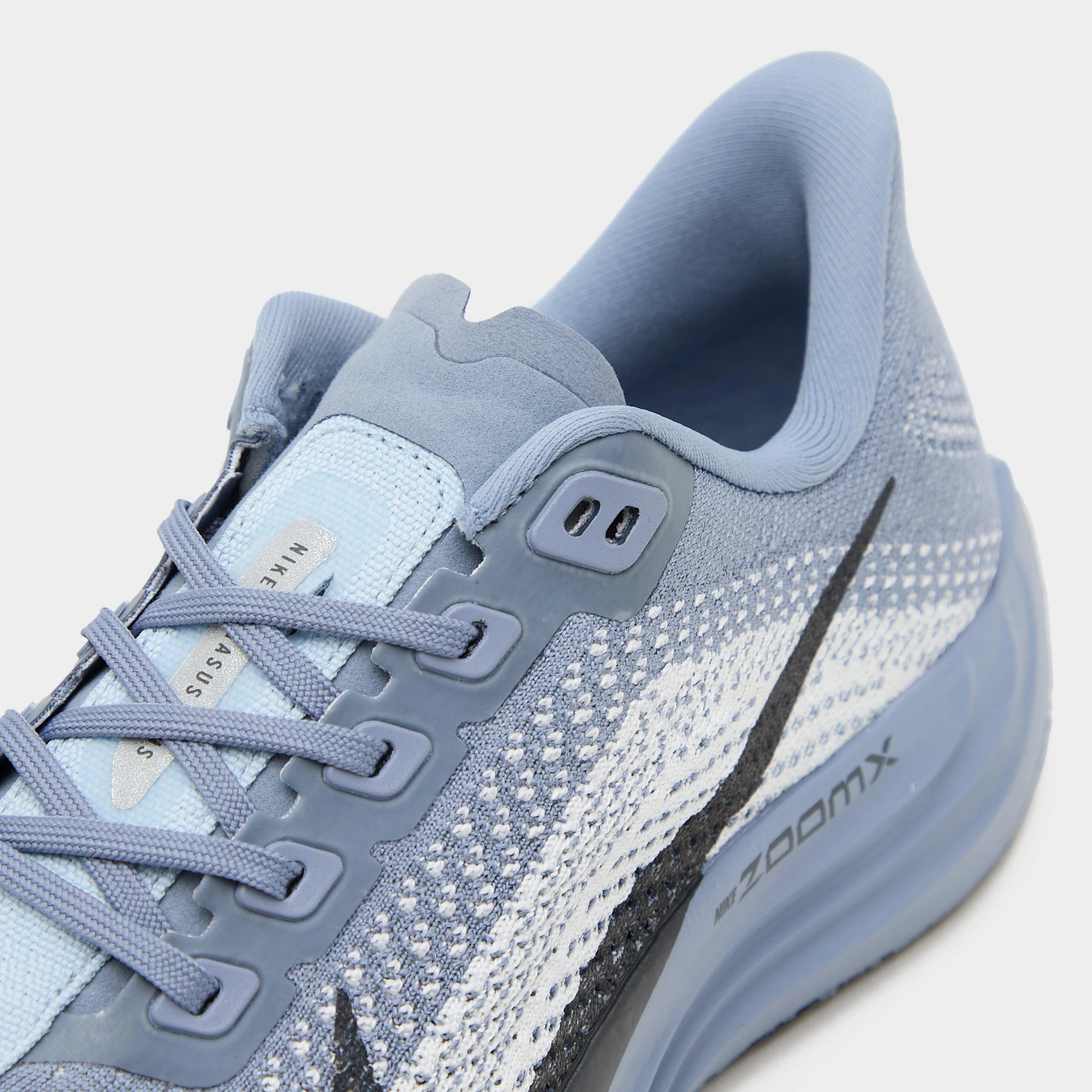 Men’s Pegasus Plus Running Shoe - Image 4