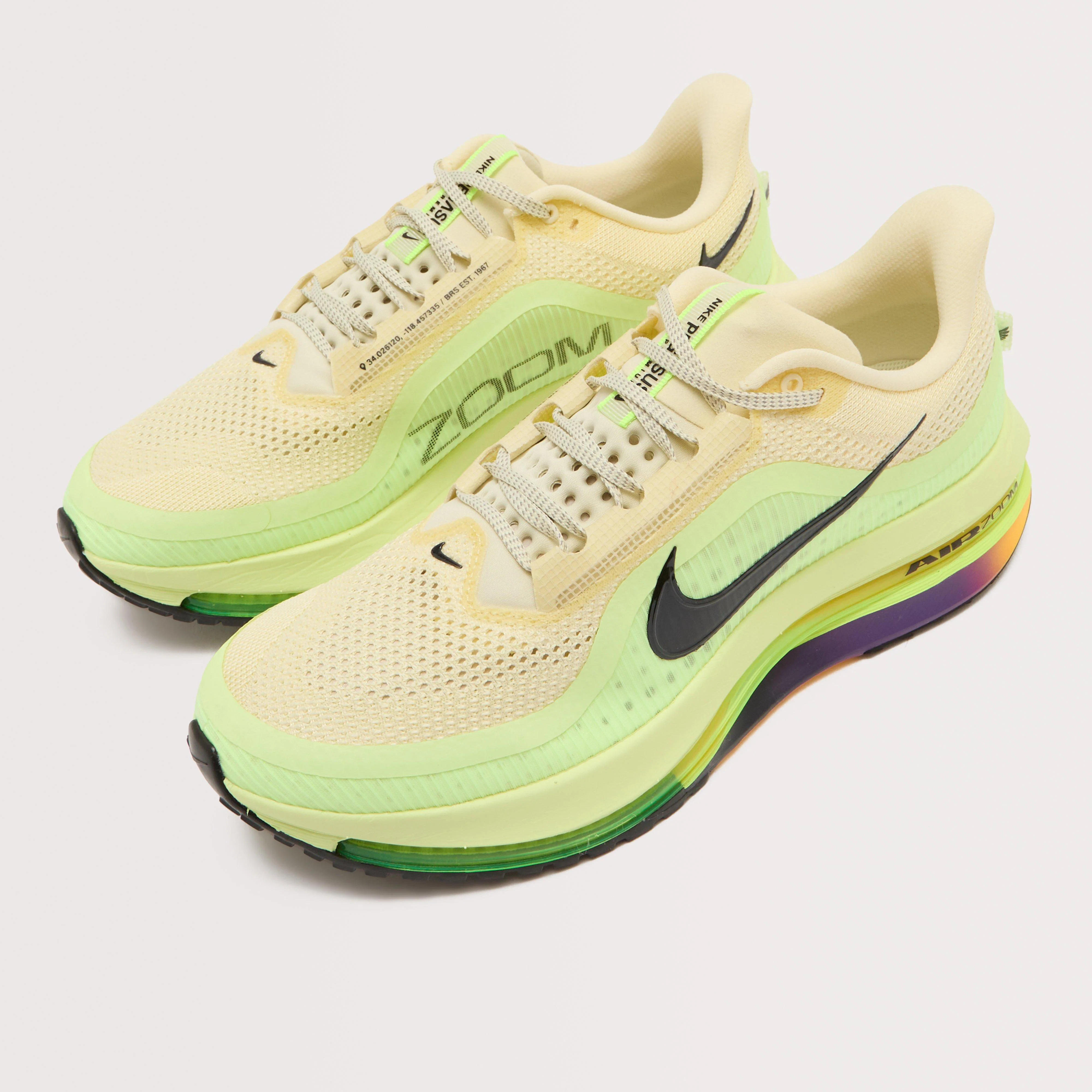 Men’s Pegasus Premium Running Shoe - Image 2