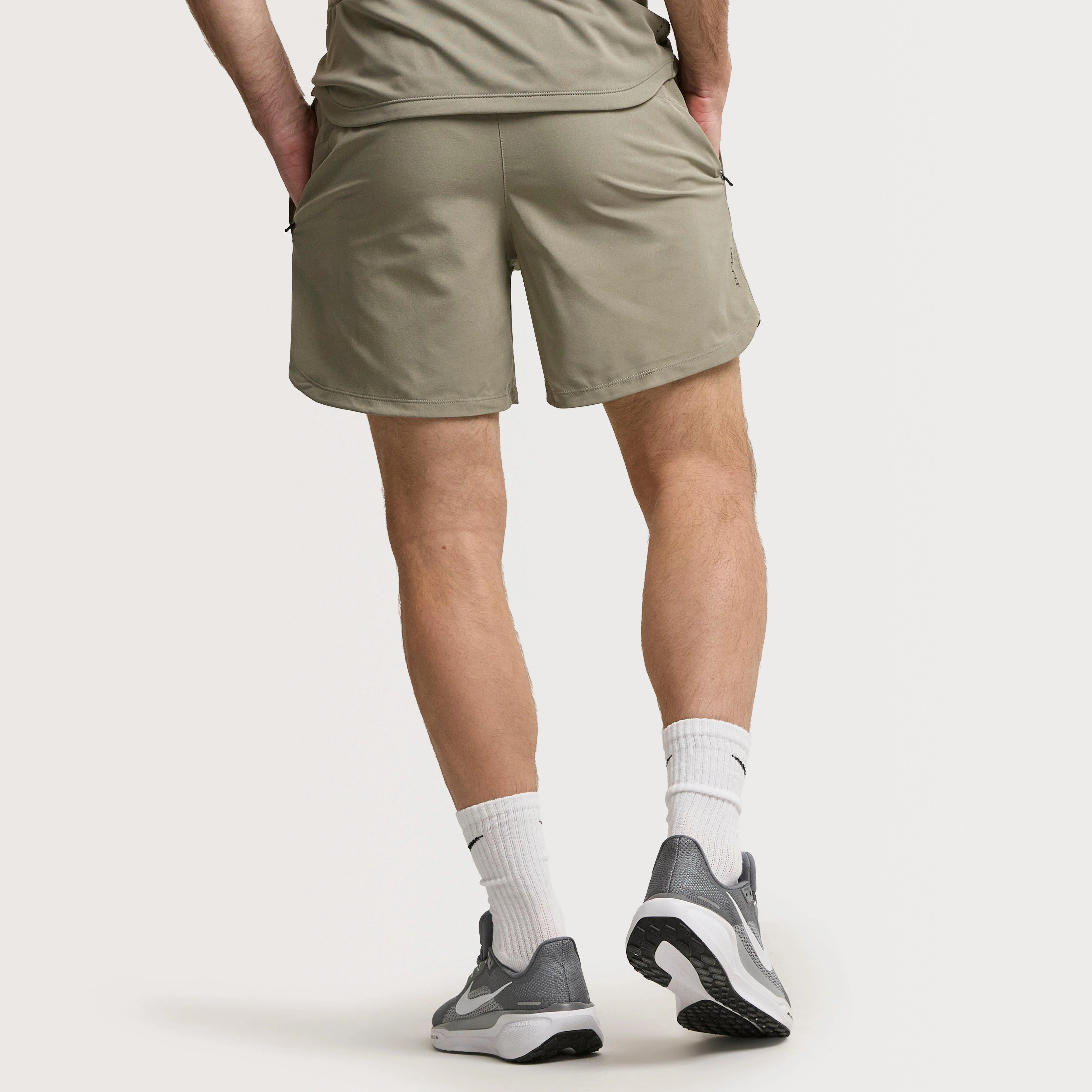 Men’s Pro Training Dri-FIT 6” Shorts - Image 4