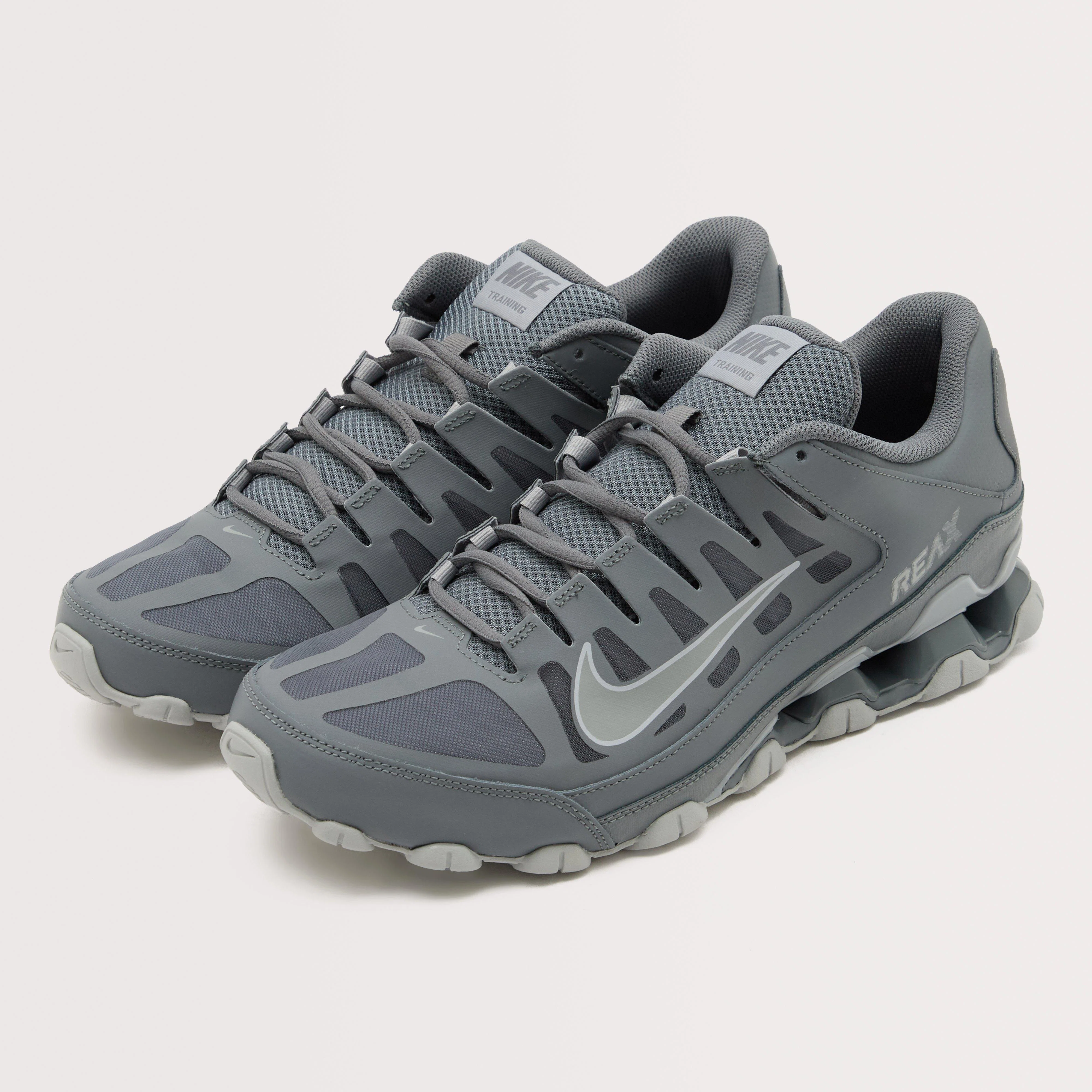 Men's Reax 8 TR Workout Shoes - Image 2