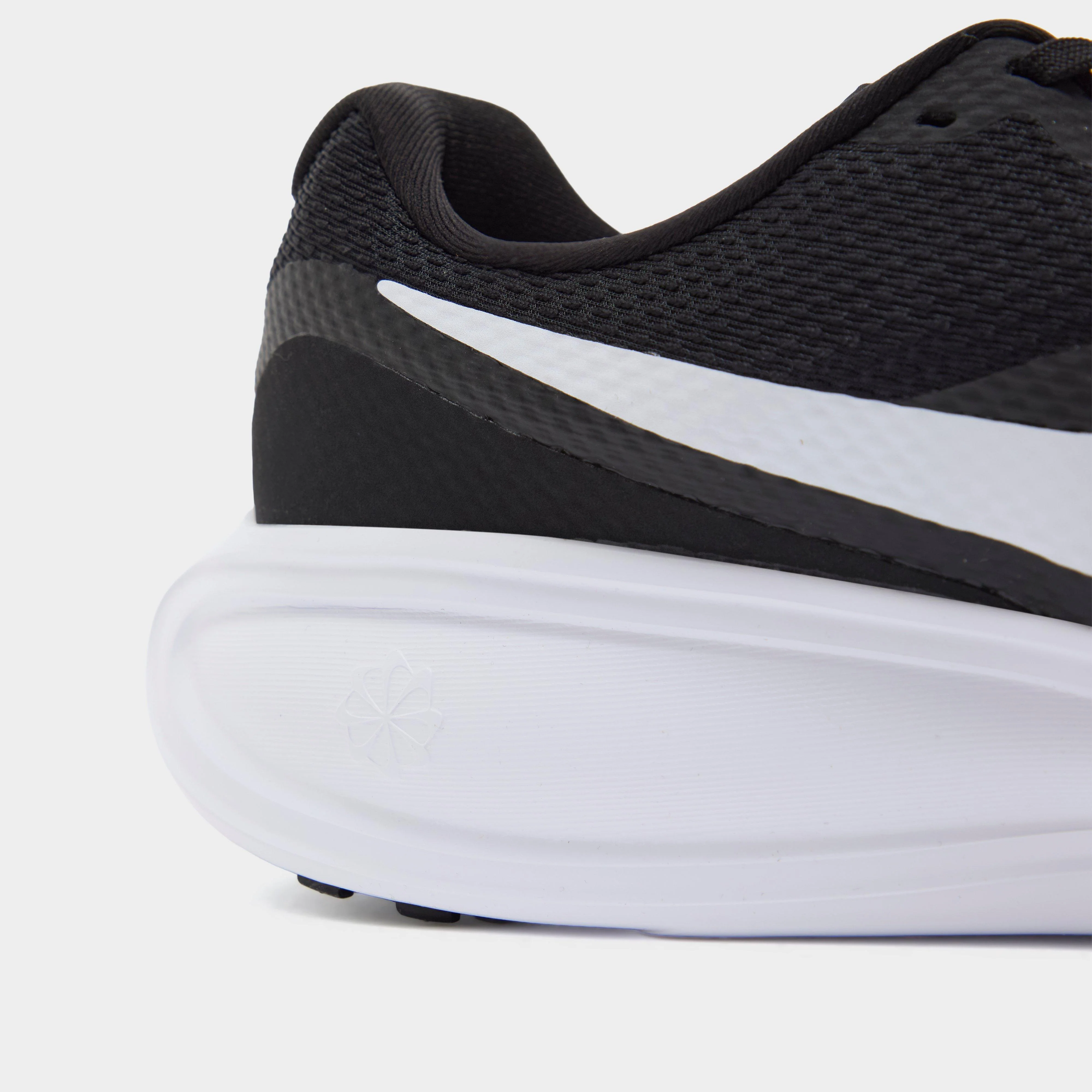 Men's Revolution 8 Road Running Shoes - Image 6