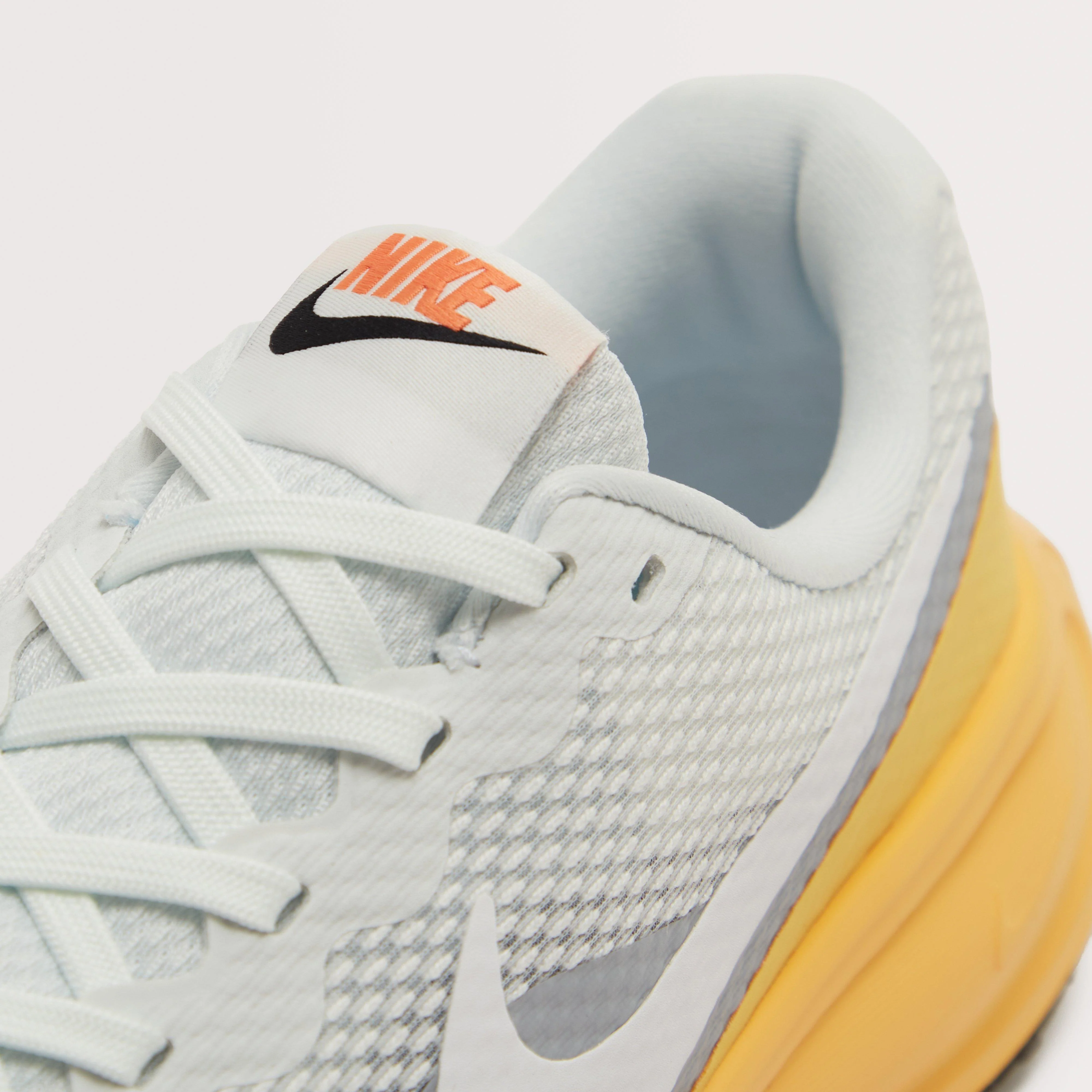 Men's Revolution 8 Road Running Shoes - Image 4