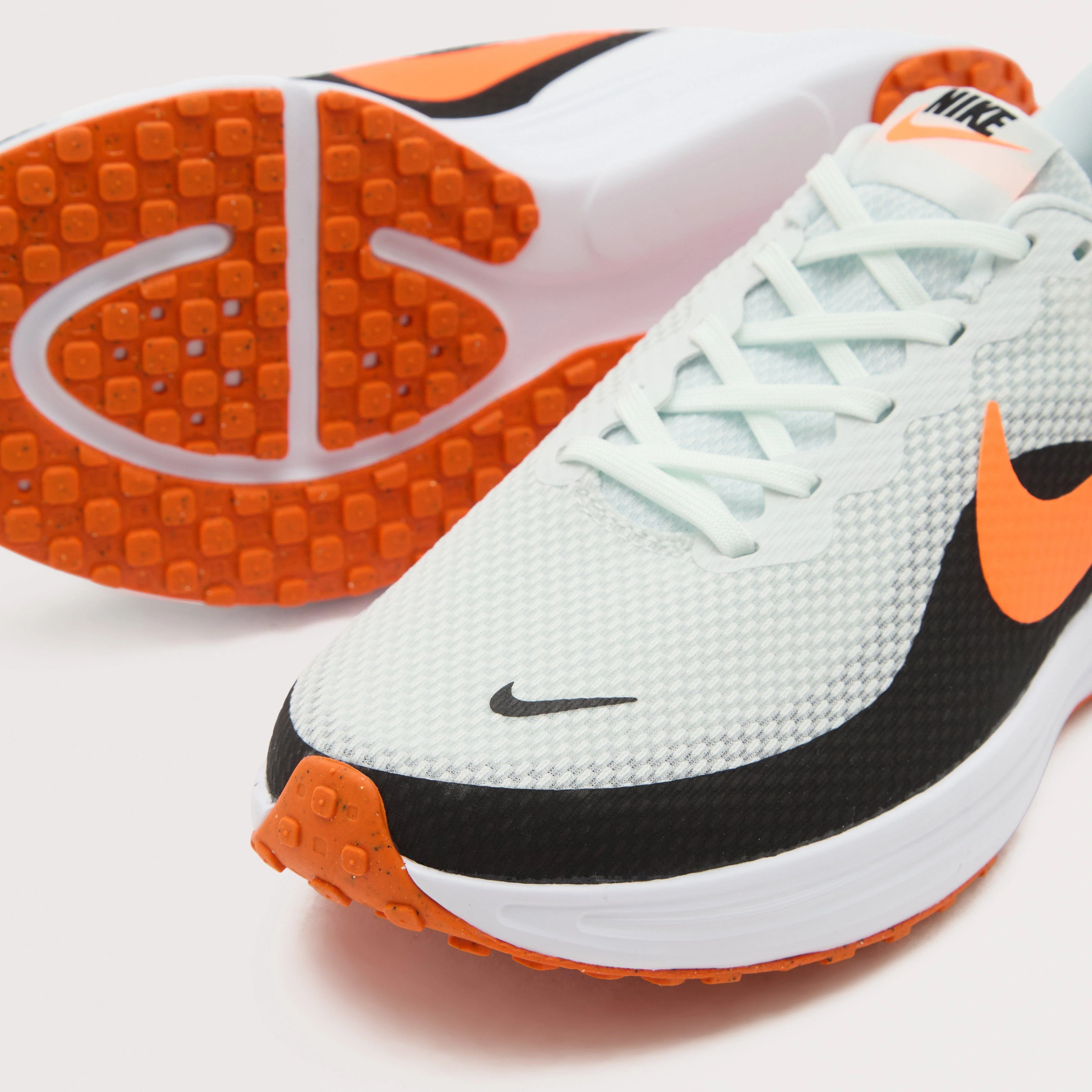 Men's Revolution 8 Road Running Shoes - Image 4