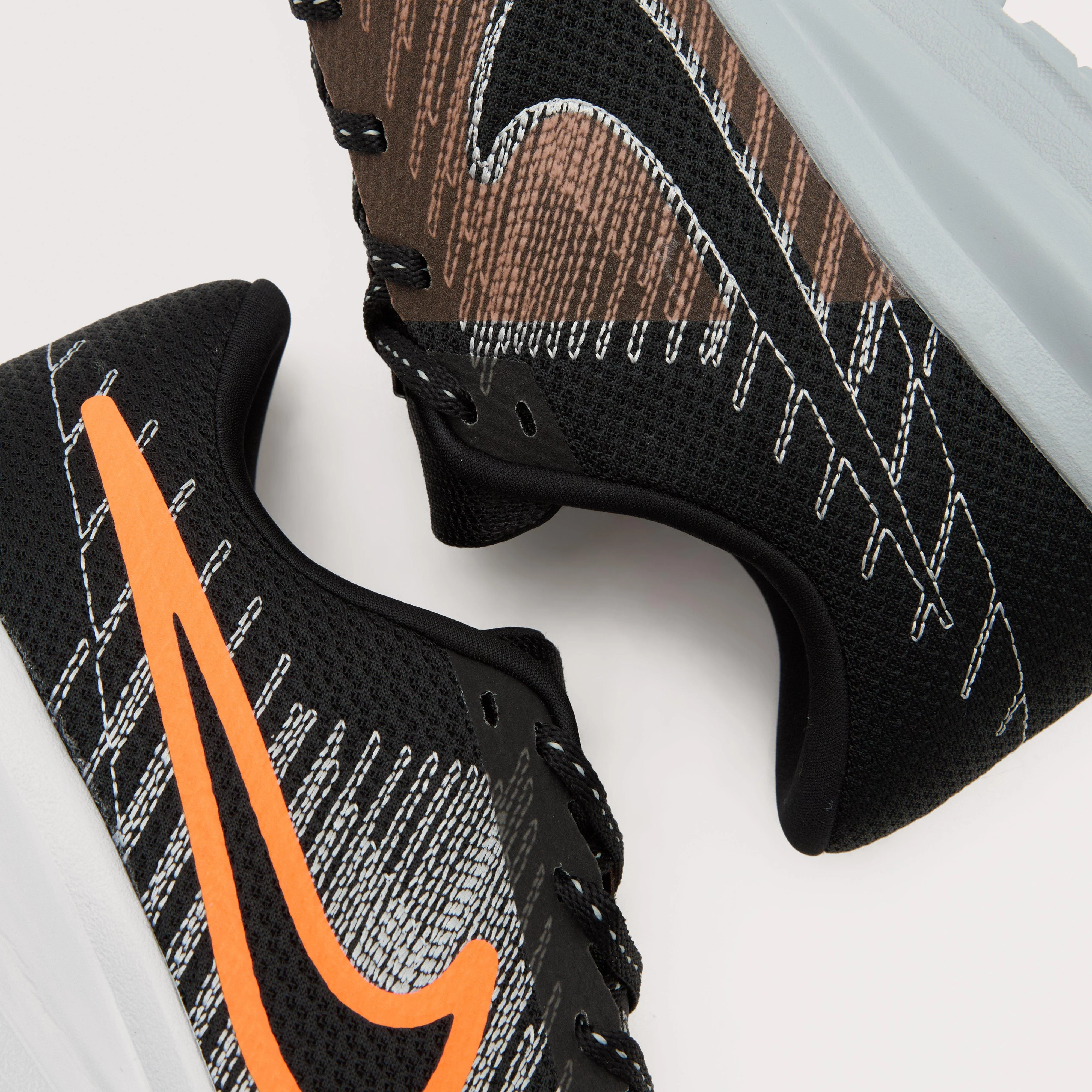 Men's Run Defy Road Running Shoe - Image 5