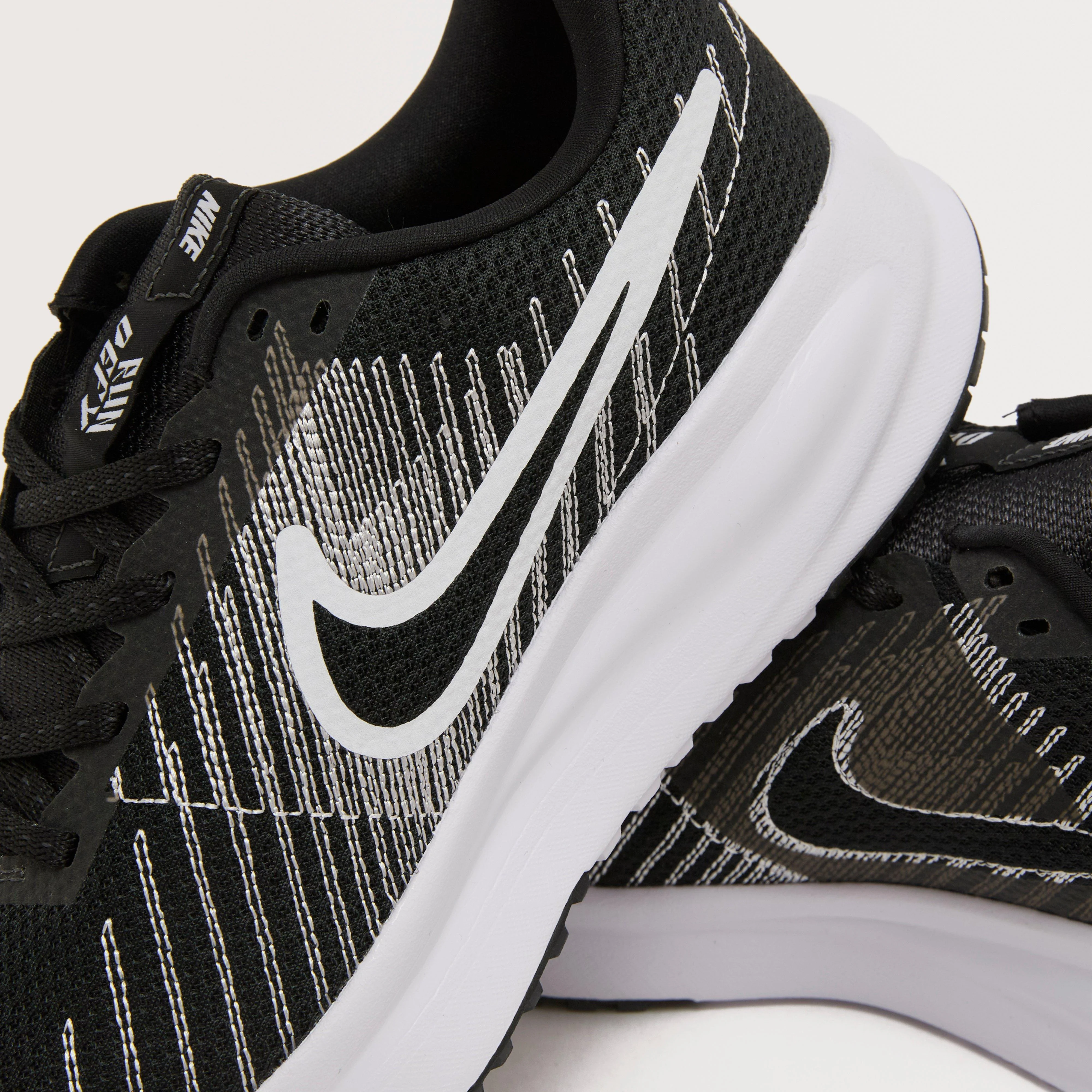 Men's Run Defy Road Running Shoe - Image 4