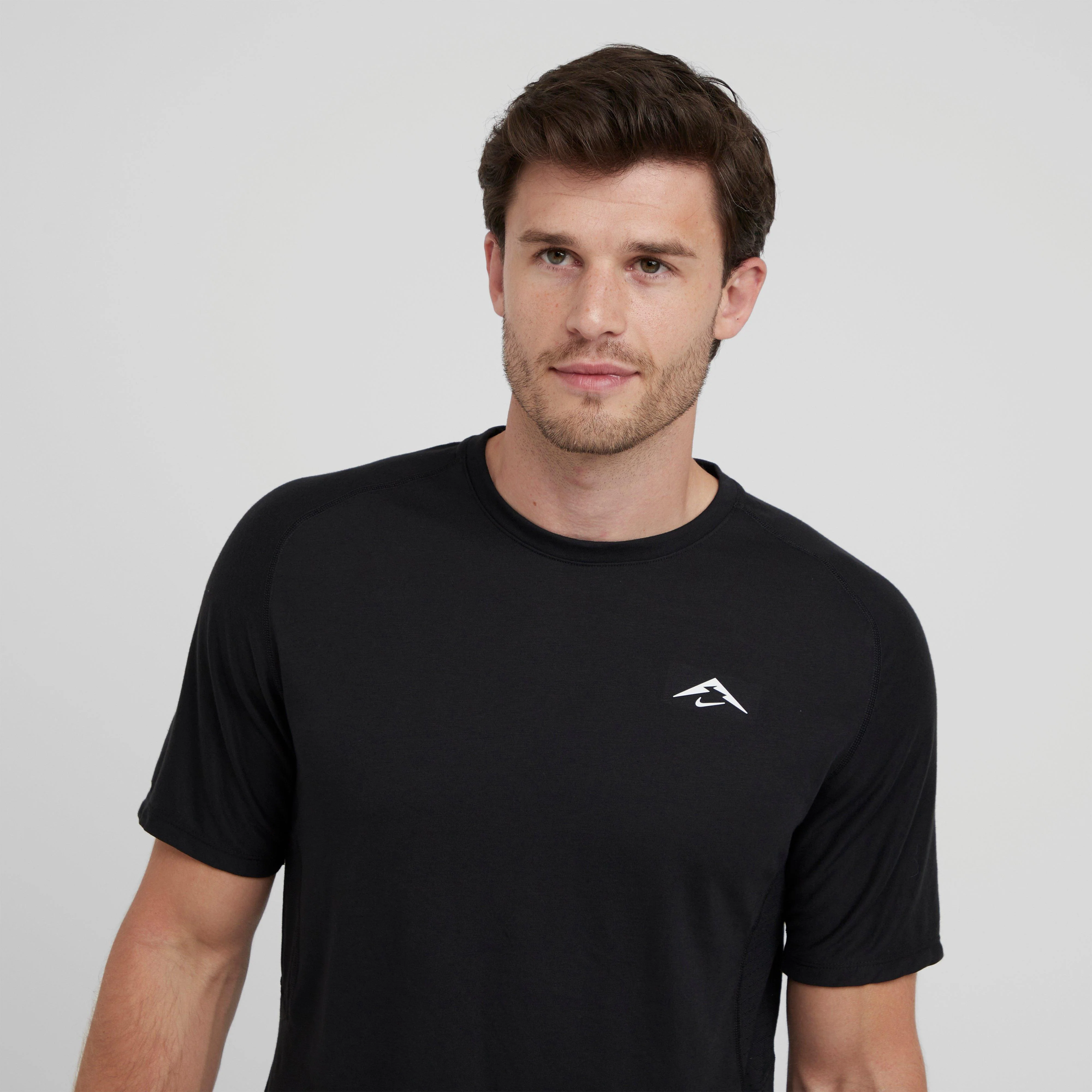 Men’s Trail Solar Chase Dri-FIT ADV T-Shirt - Image 4