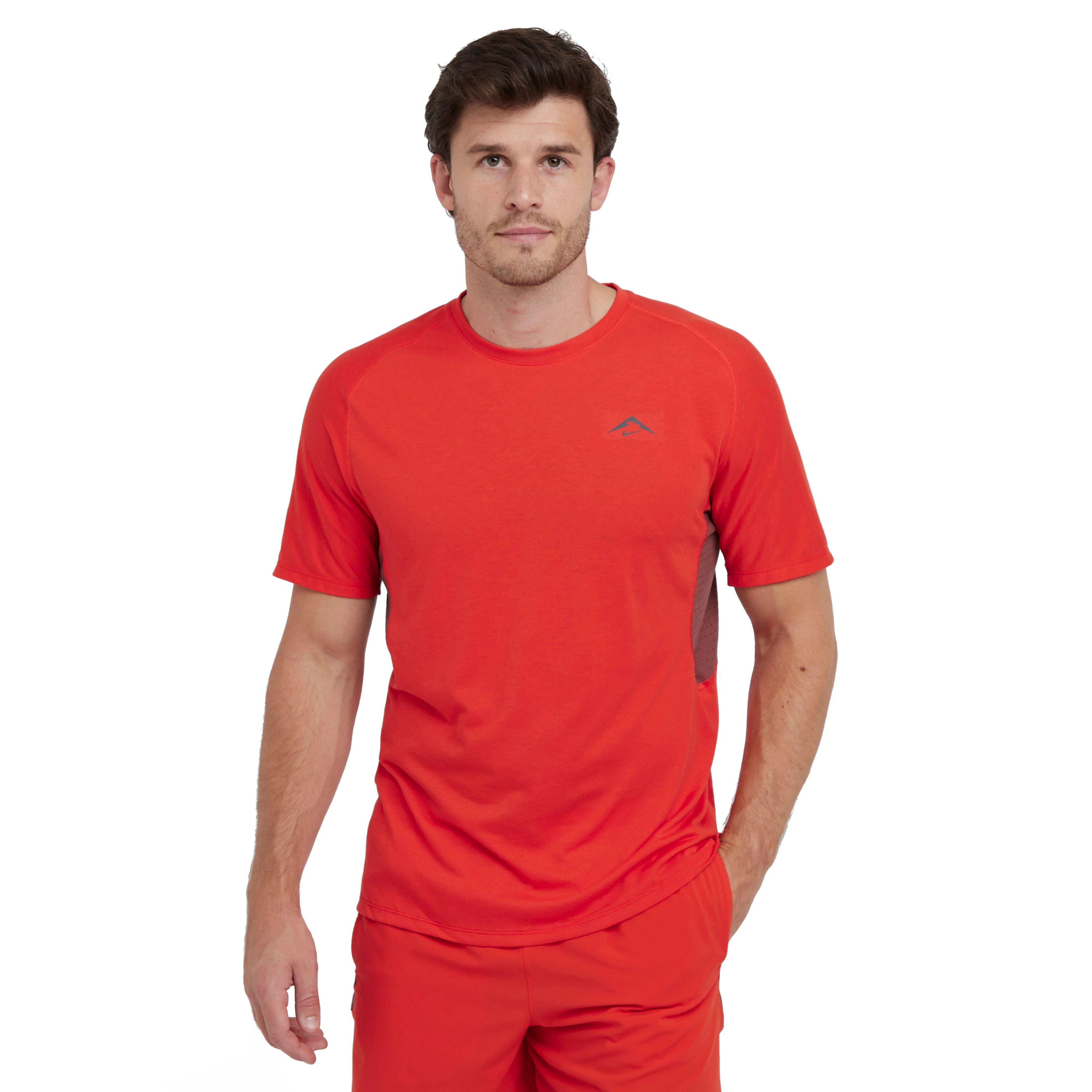 Men’s Trail Solar Chase Dri-FIT ADV T-Shirt - Image 8