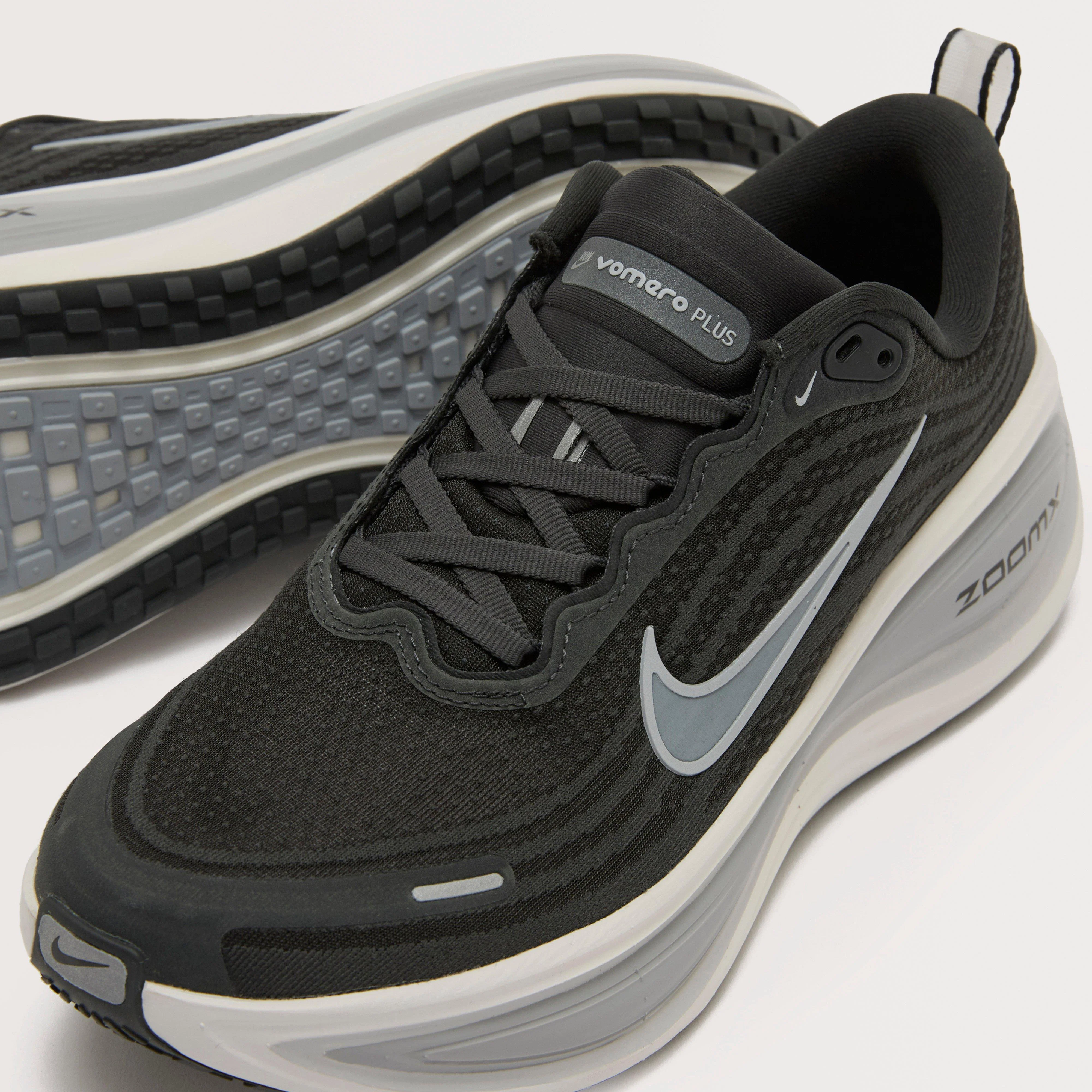 Men’s Vomero Plus Road Running Shoe - Image 4