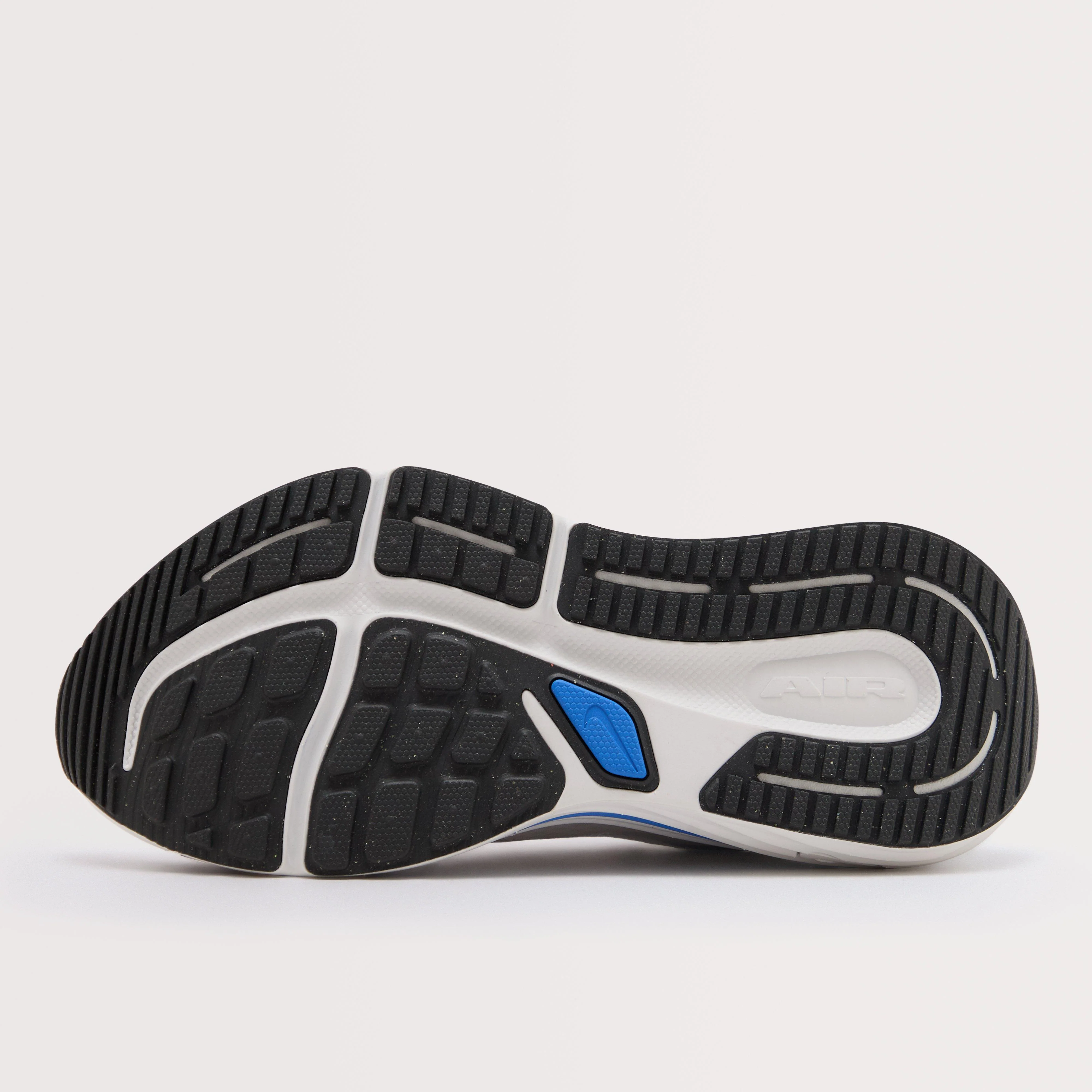 Men's Winflo 12 Road Running Shoe - Image 3