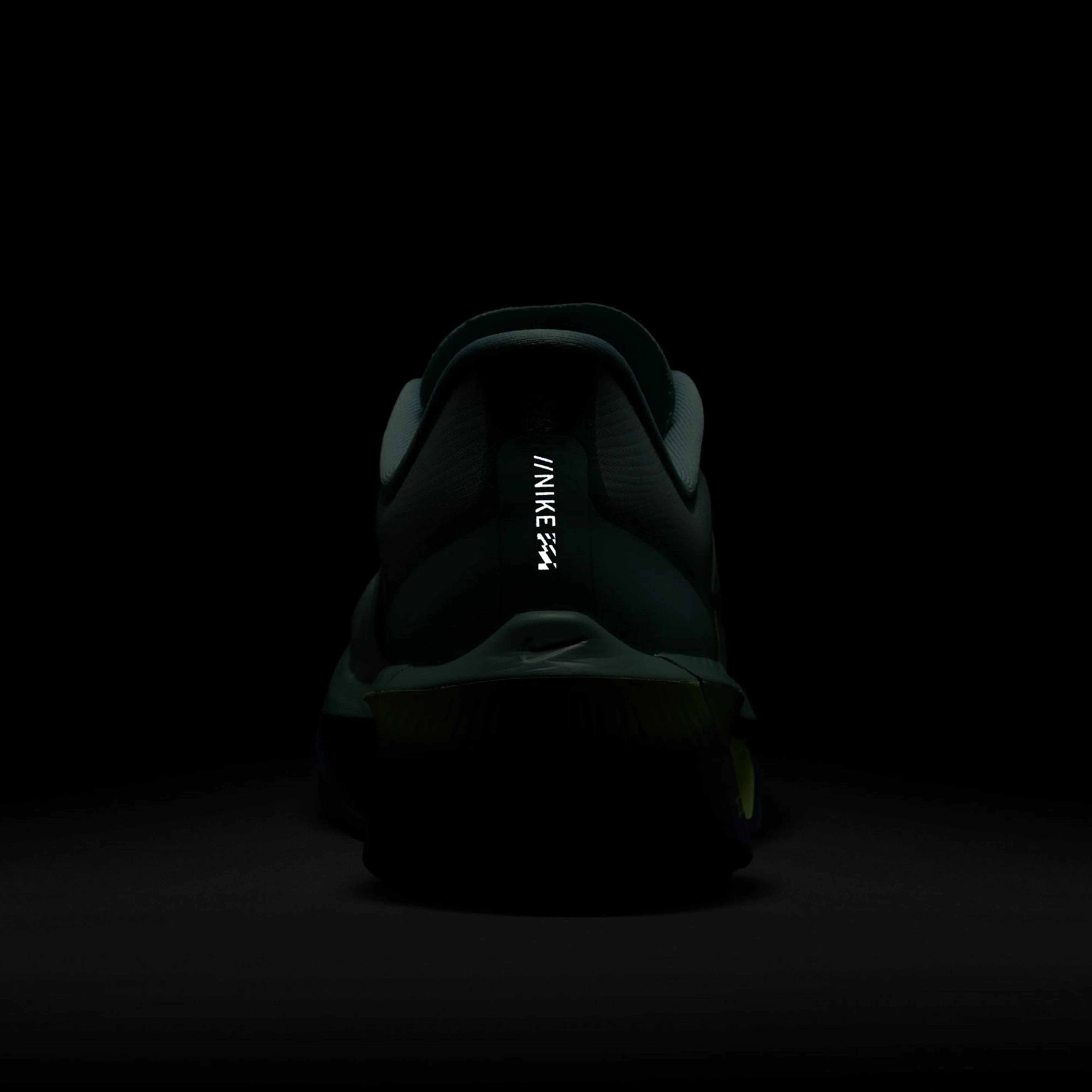 Men's Zoom Fly 6 Road Racing Shoe - Image 6