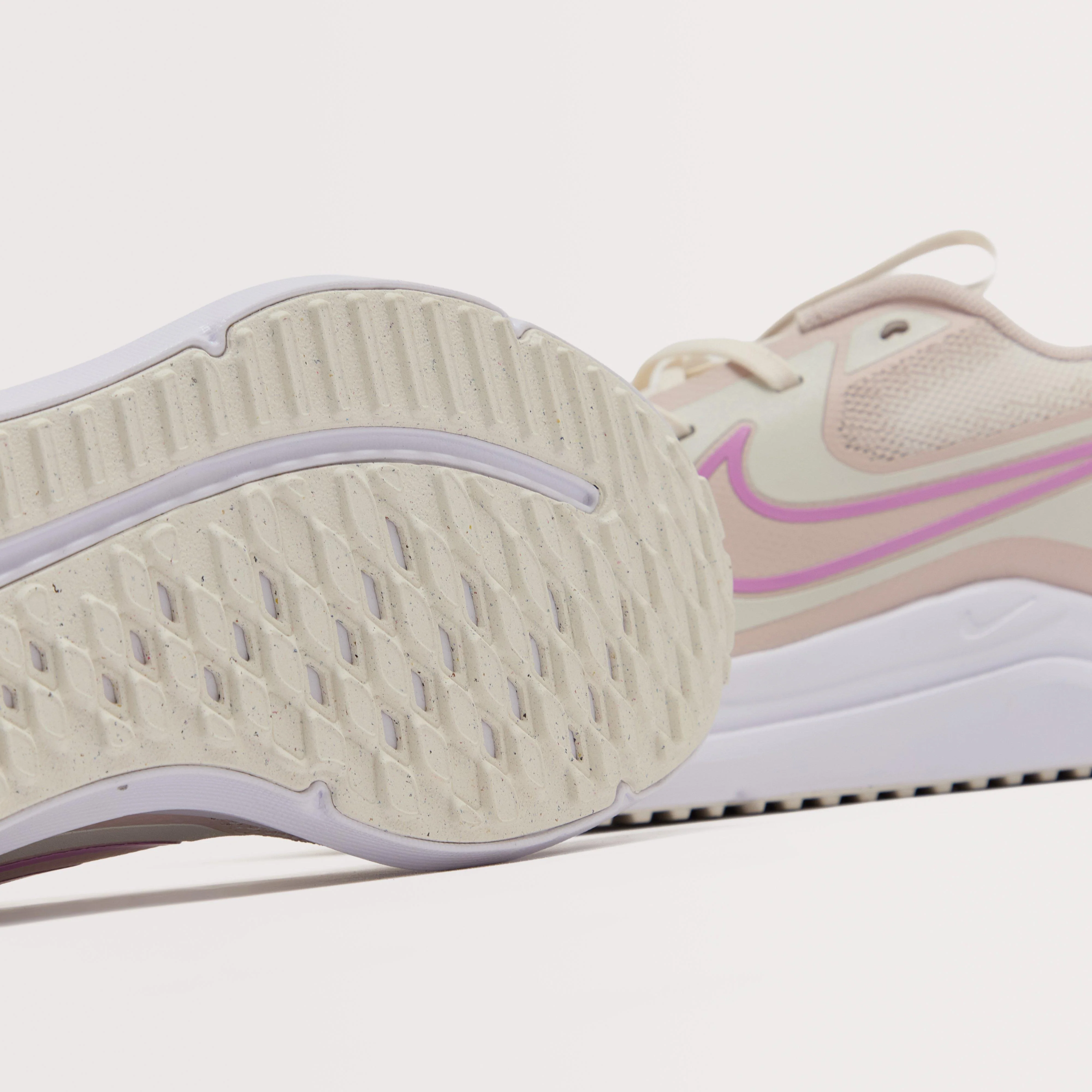 Older Kids’ Cosmic Runner Running Shoe - Image 6