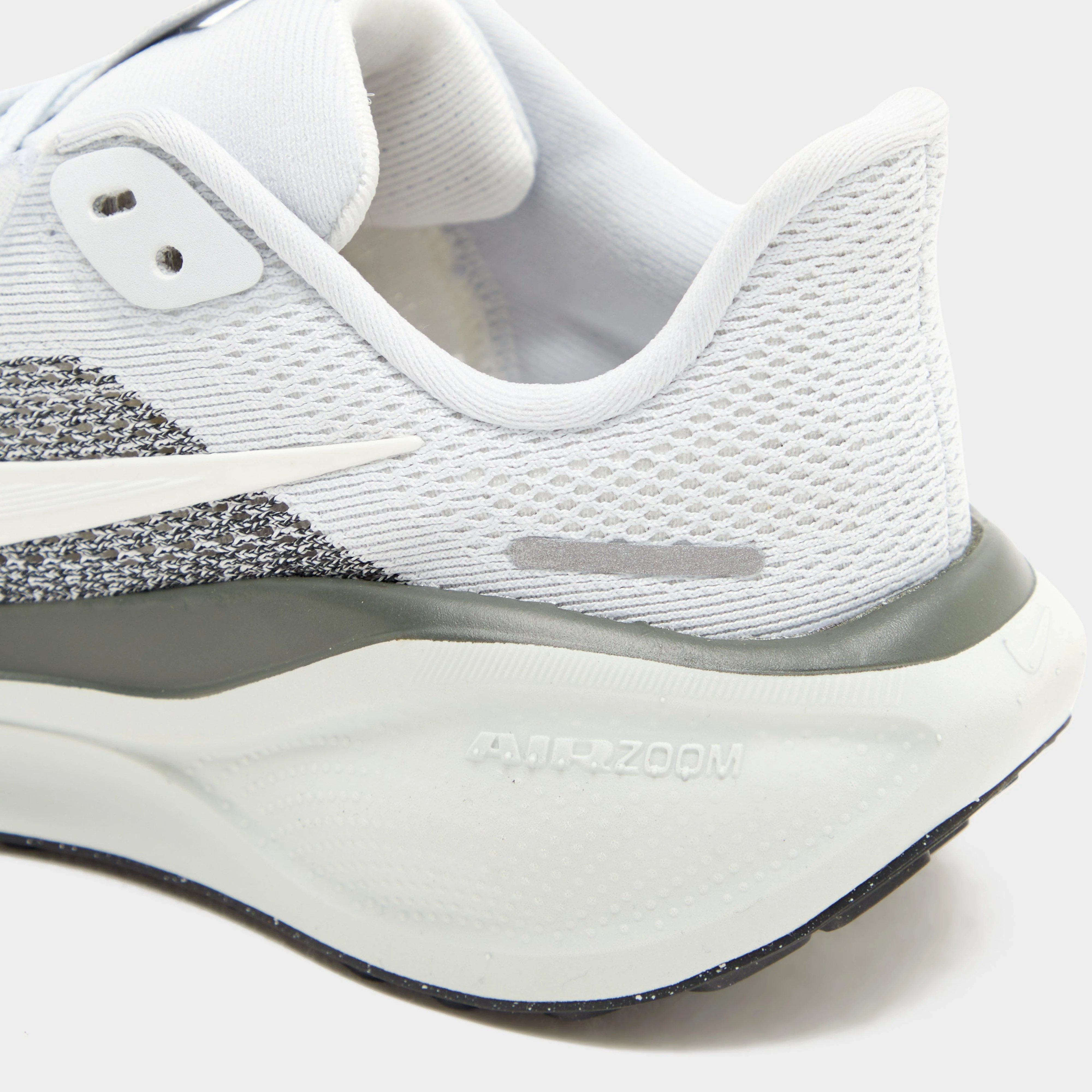 Older Kids’ Pegasus 41 Road Running Shoe - Image 4