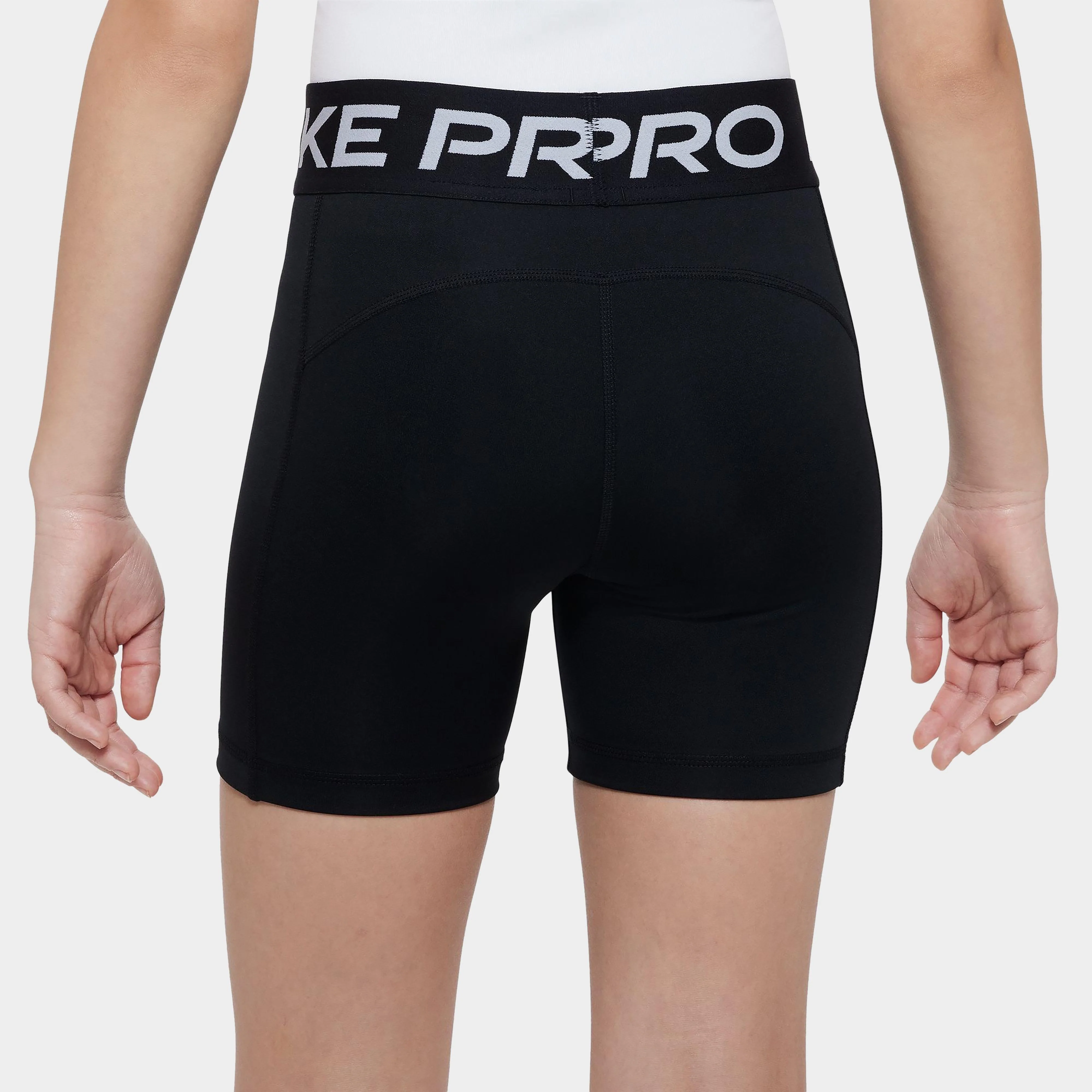 Older Kids’ Pro Dri-FIT Shorts - Image 2