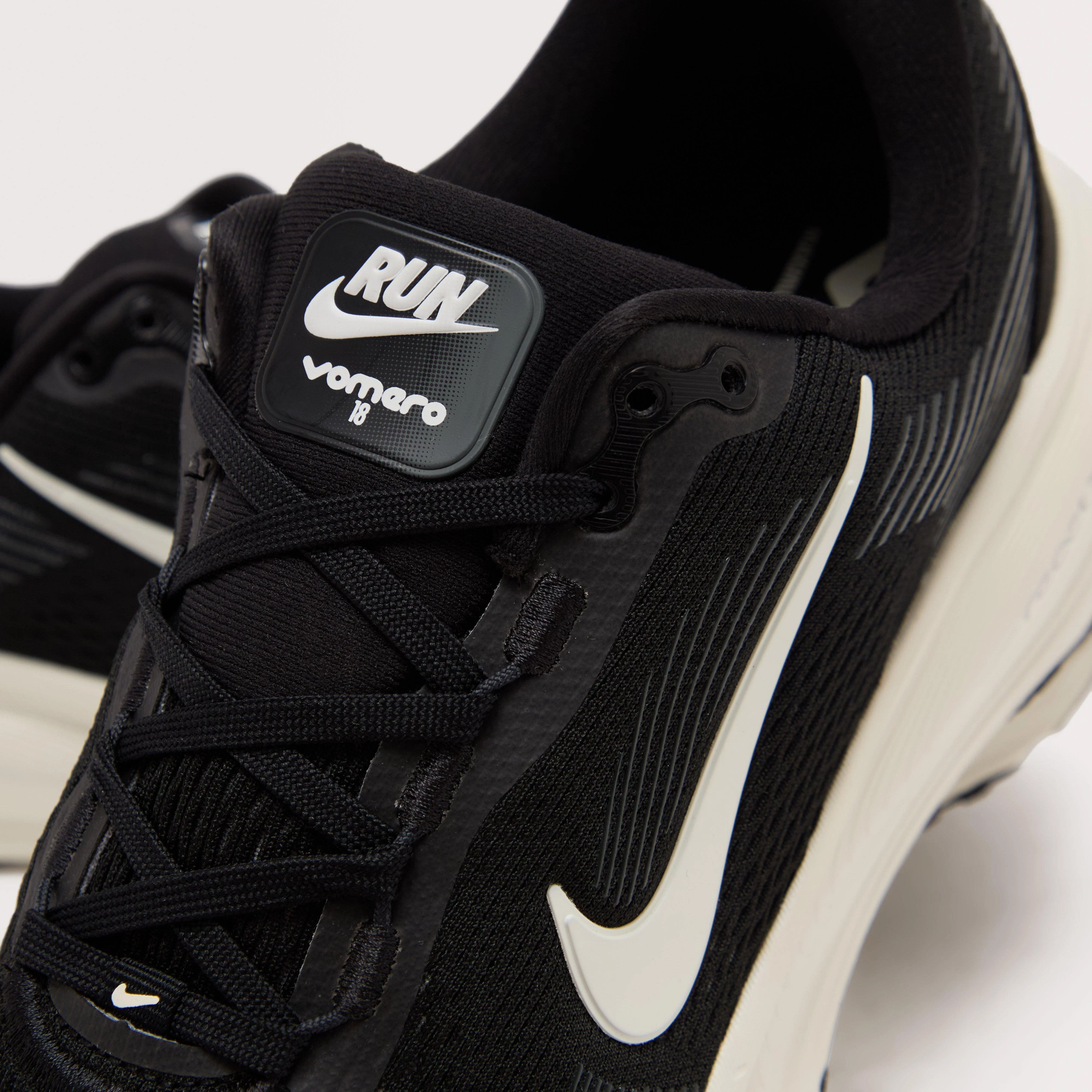 Older Kids’ Vomero 18 Road Running Shoes - Image 5